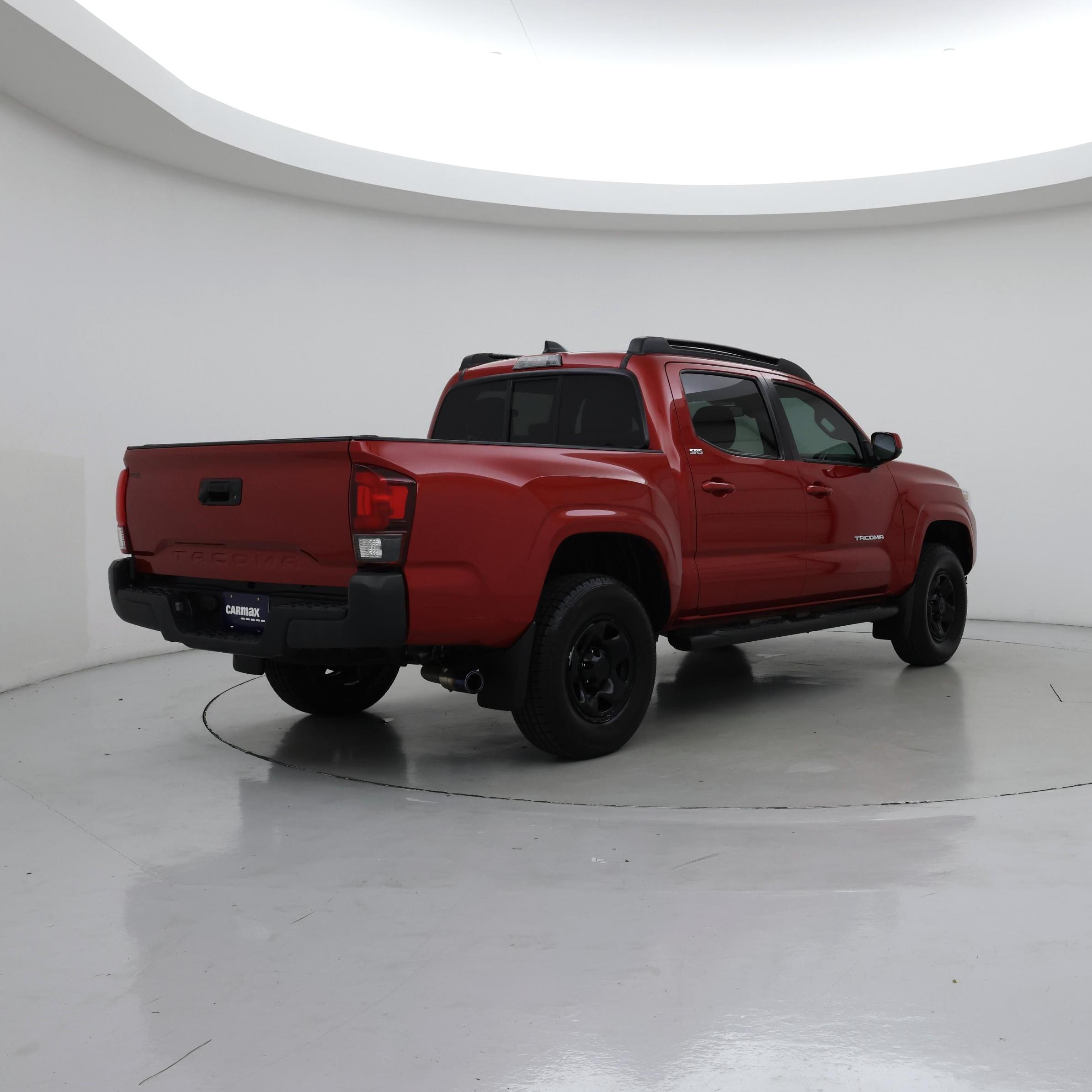 Thumbnail: 2022 Toyota Tacoma - 8