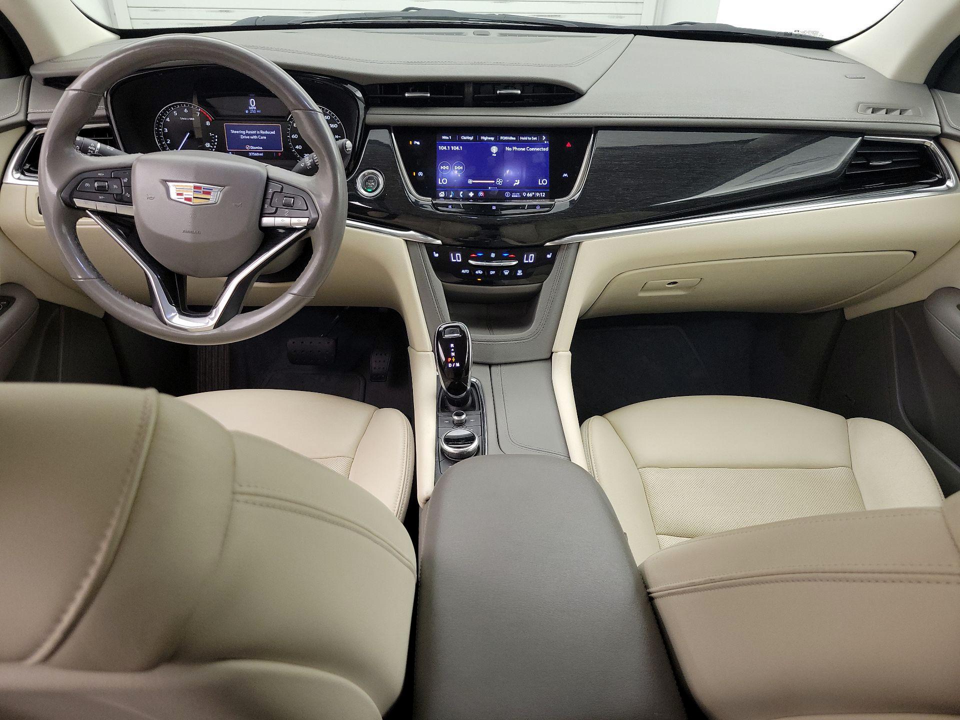 Thumbnail: 2020 Cadillac XT6 - 9