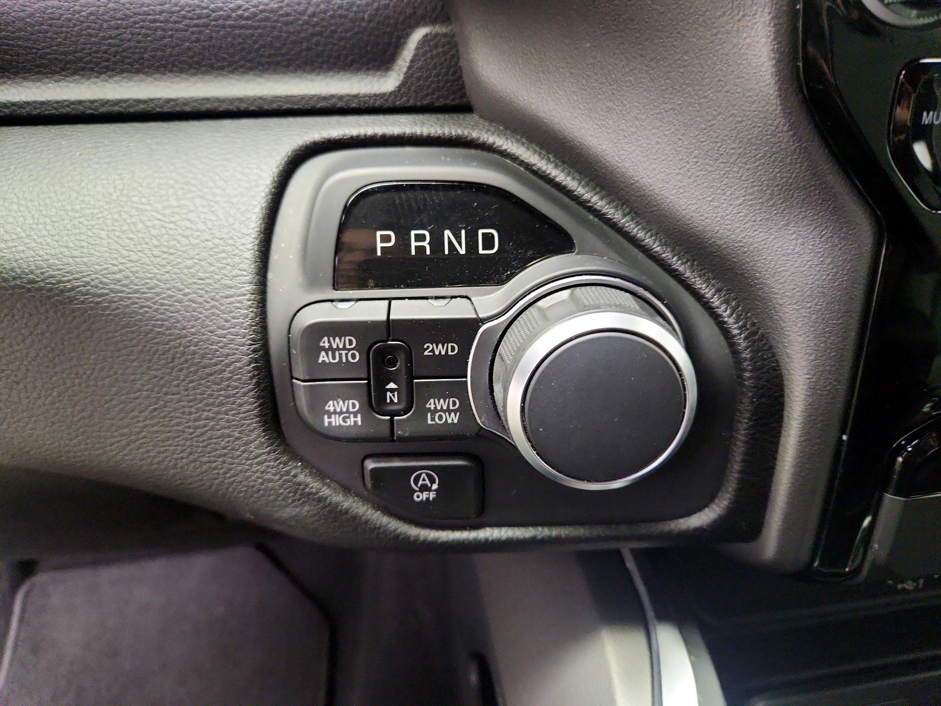 Thumbnail: 2025 RAM 1500 - 18