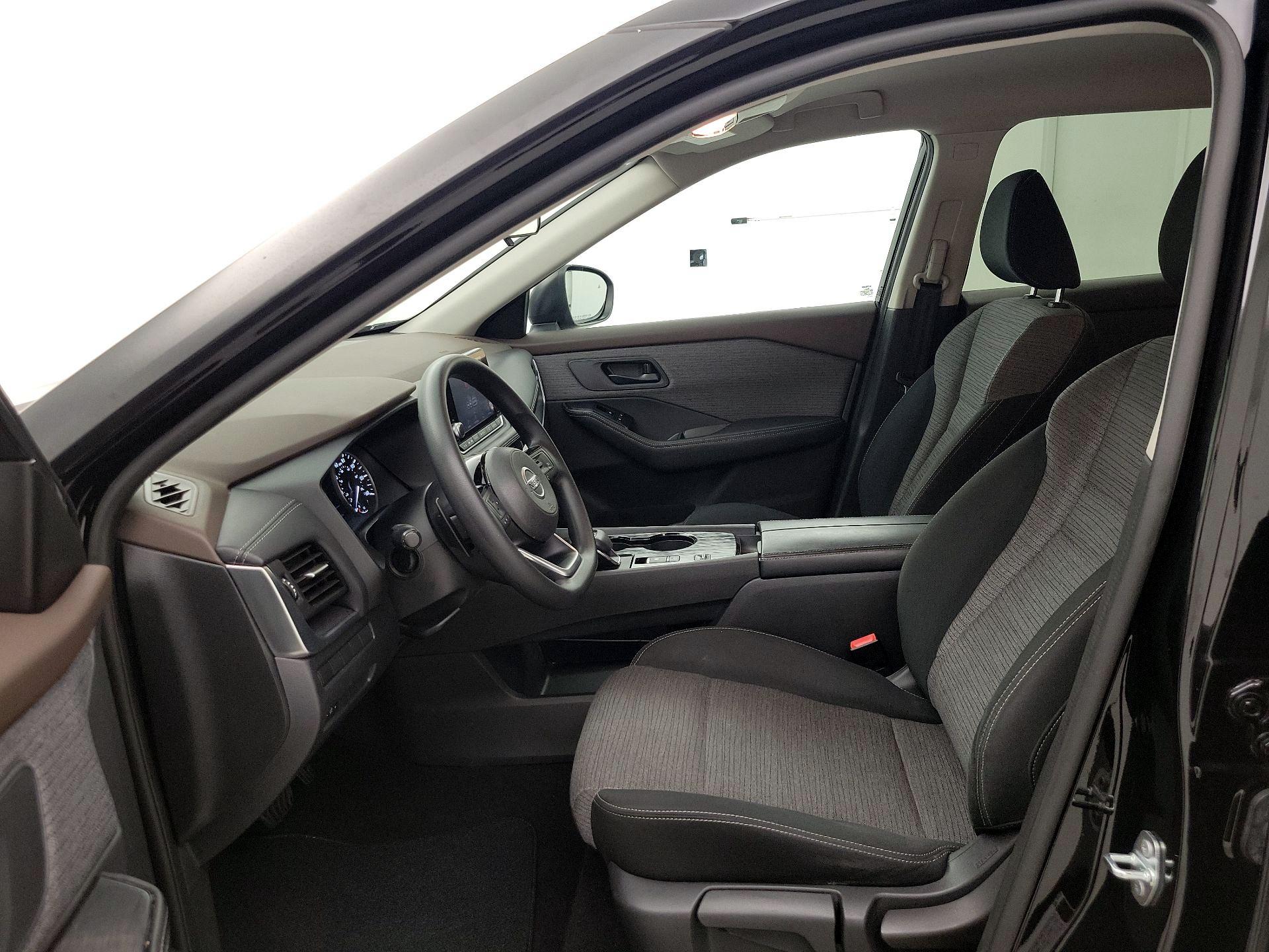Thumbnail: 2021 Nissan Rogue - 11