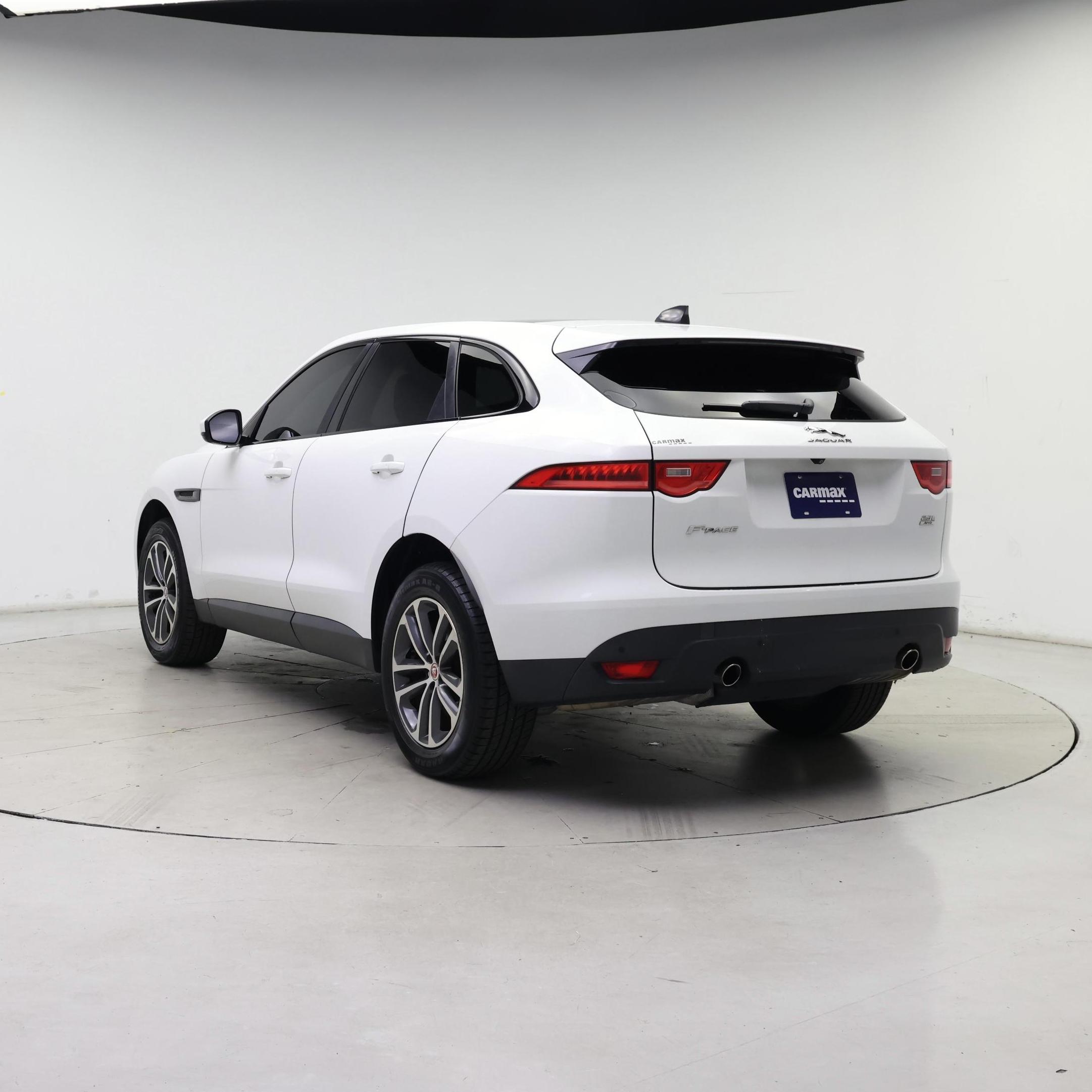 Thumbnail: 2020 Jaguar F-Pace - 2