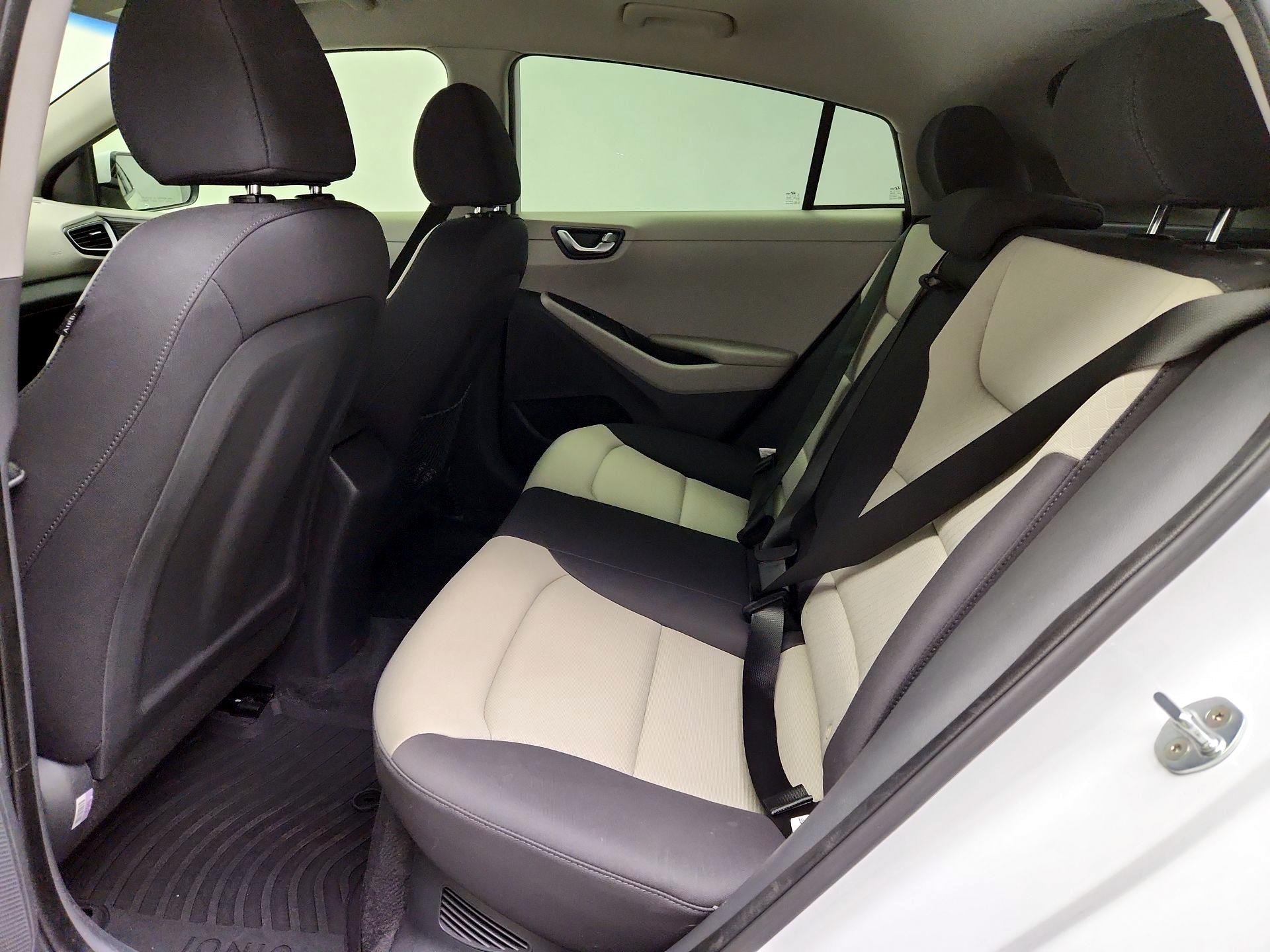 Thumbnail: 2019 Hyundai Ioniq - 19