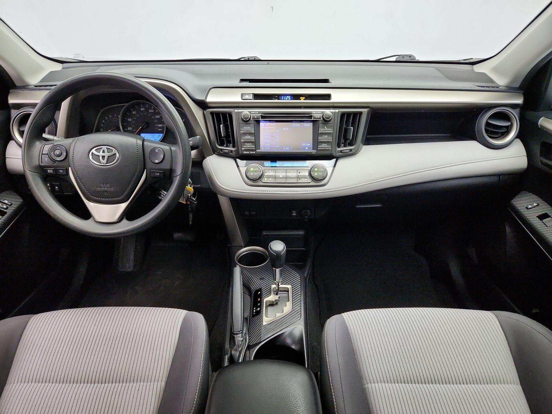 Thumbnail: 2013 Toyota RAV4 - 9