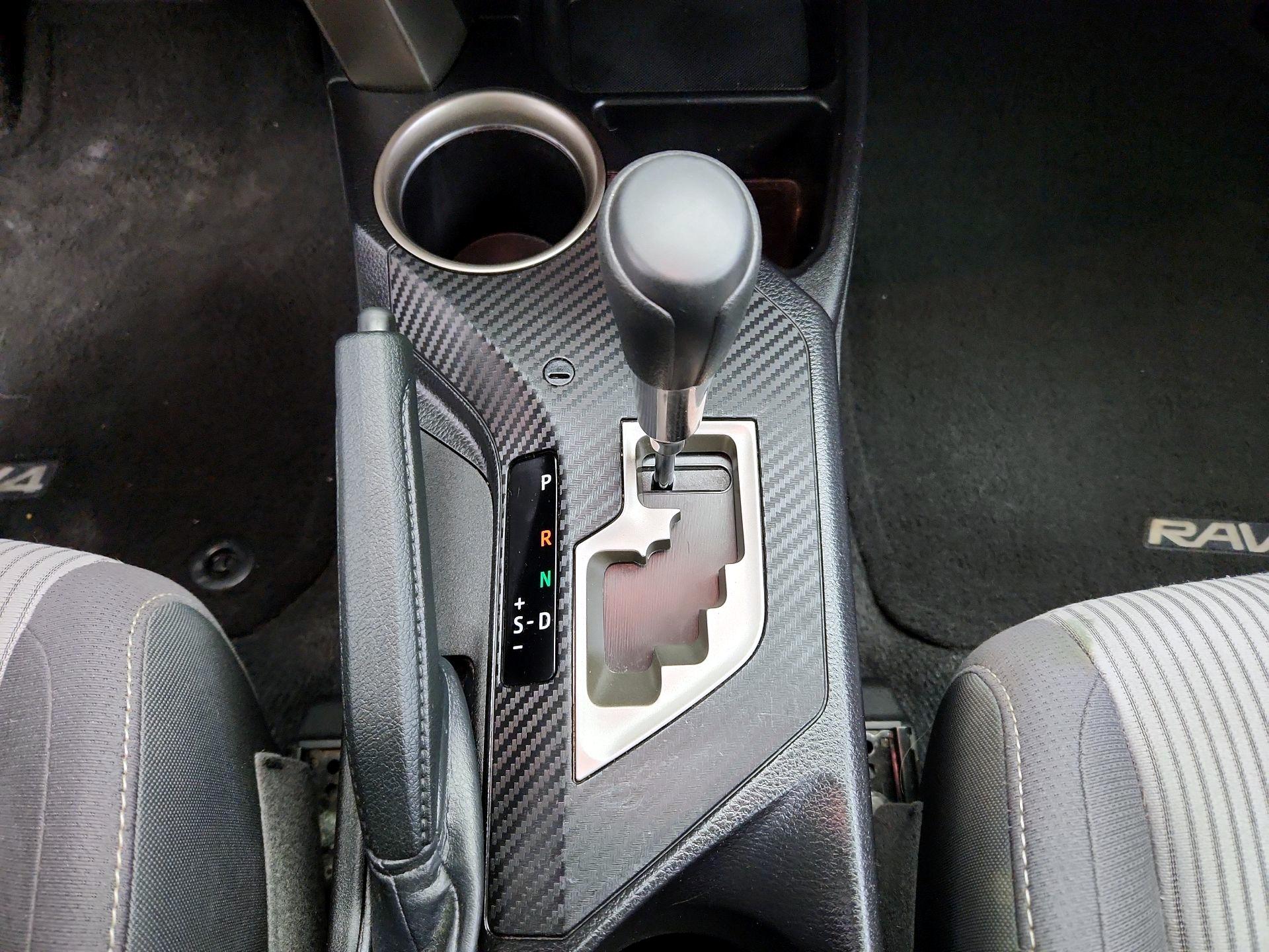Thumbnail: 2013 Toyota RAV4 - 17
