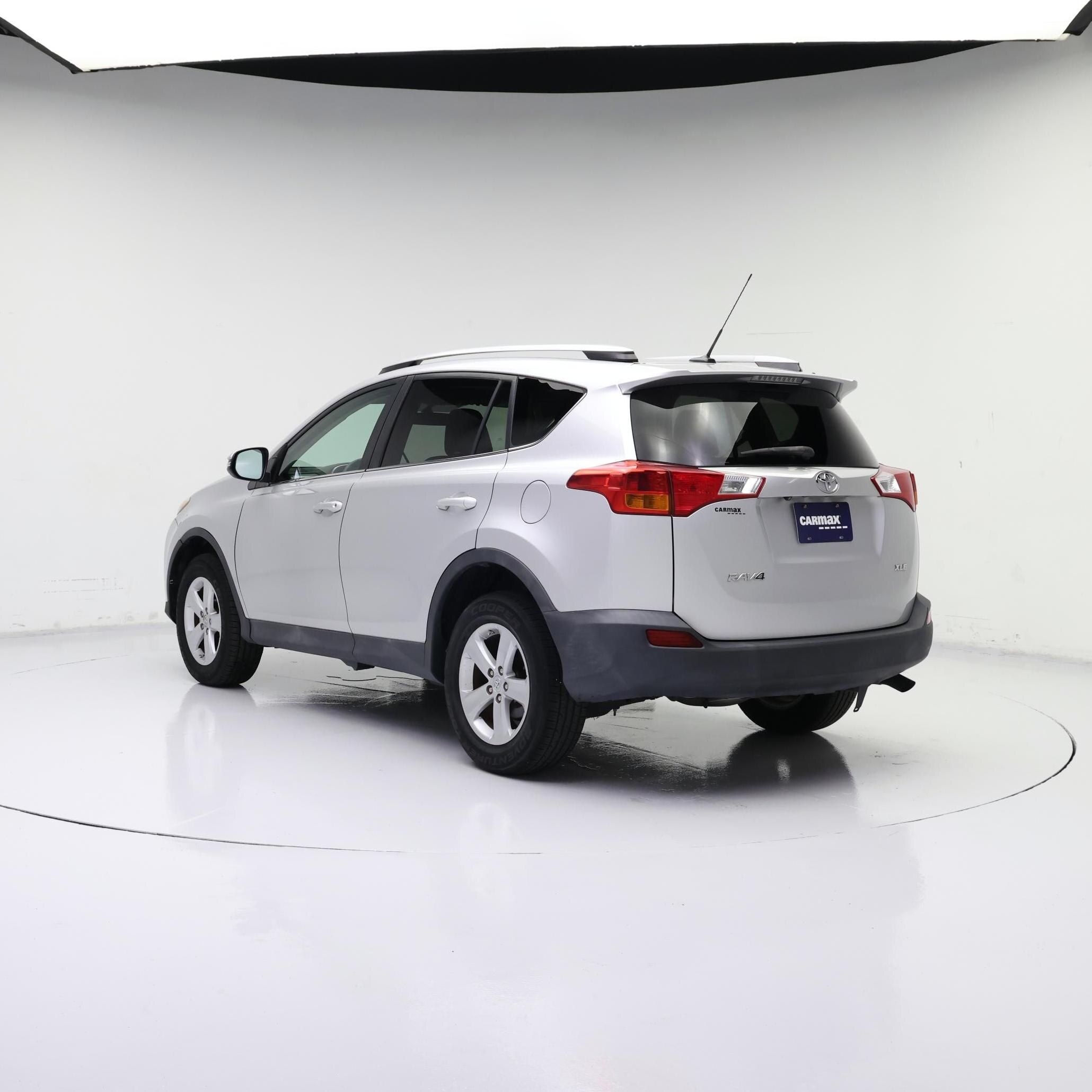 Thumbnail: 2013 Toyota RAV4 - 2