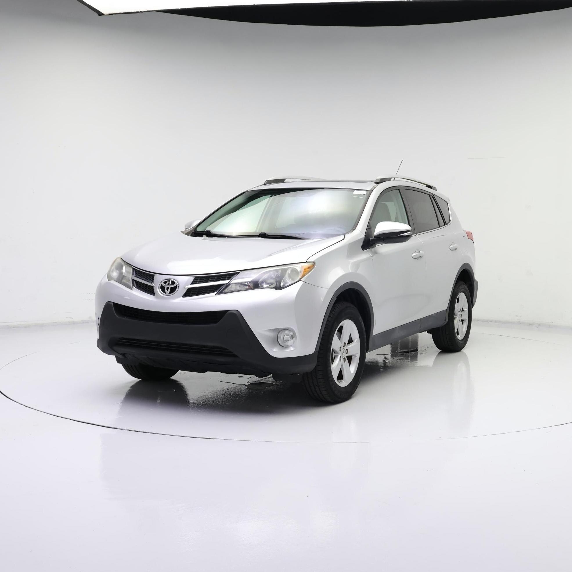 Thumbnail: 2013 Toyota RAV4 - 4