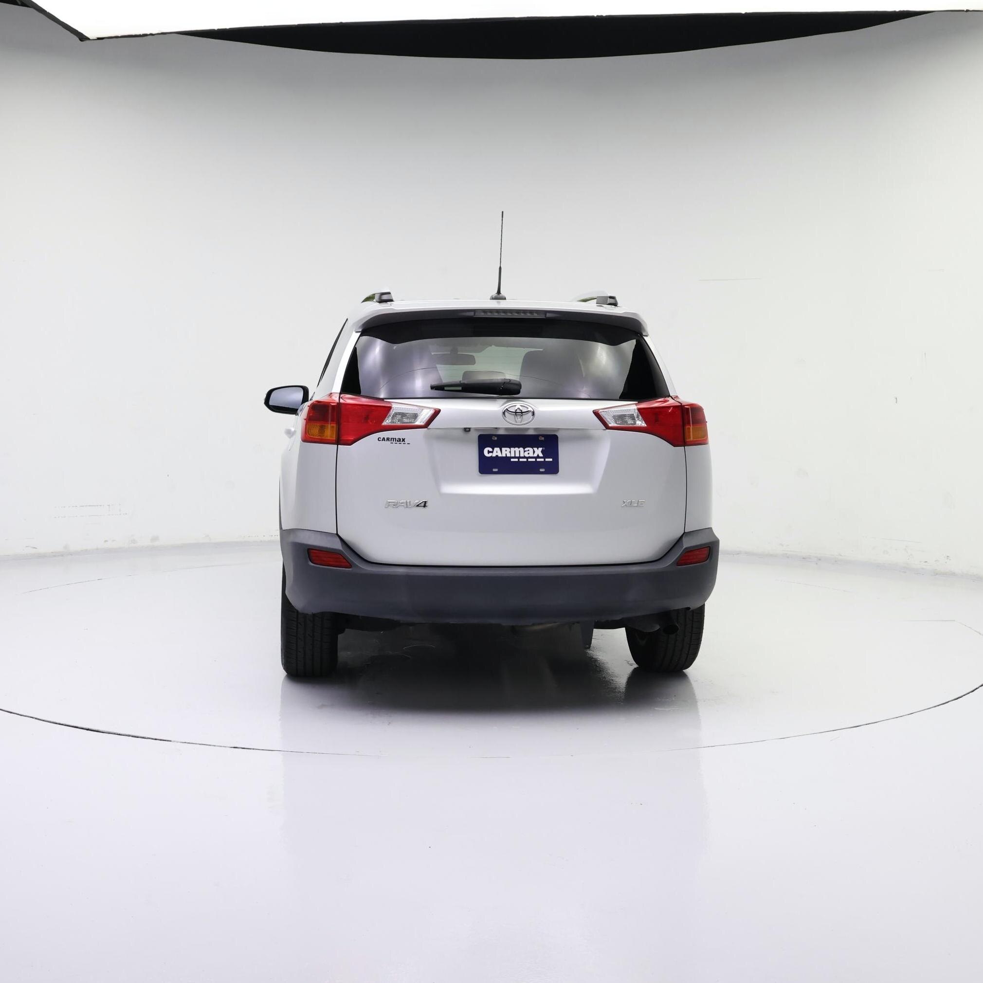 Thumbnail: 2013 Toyota RAV4 - 6