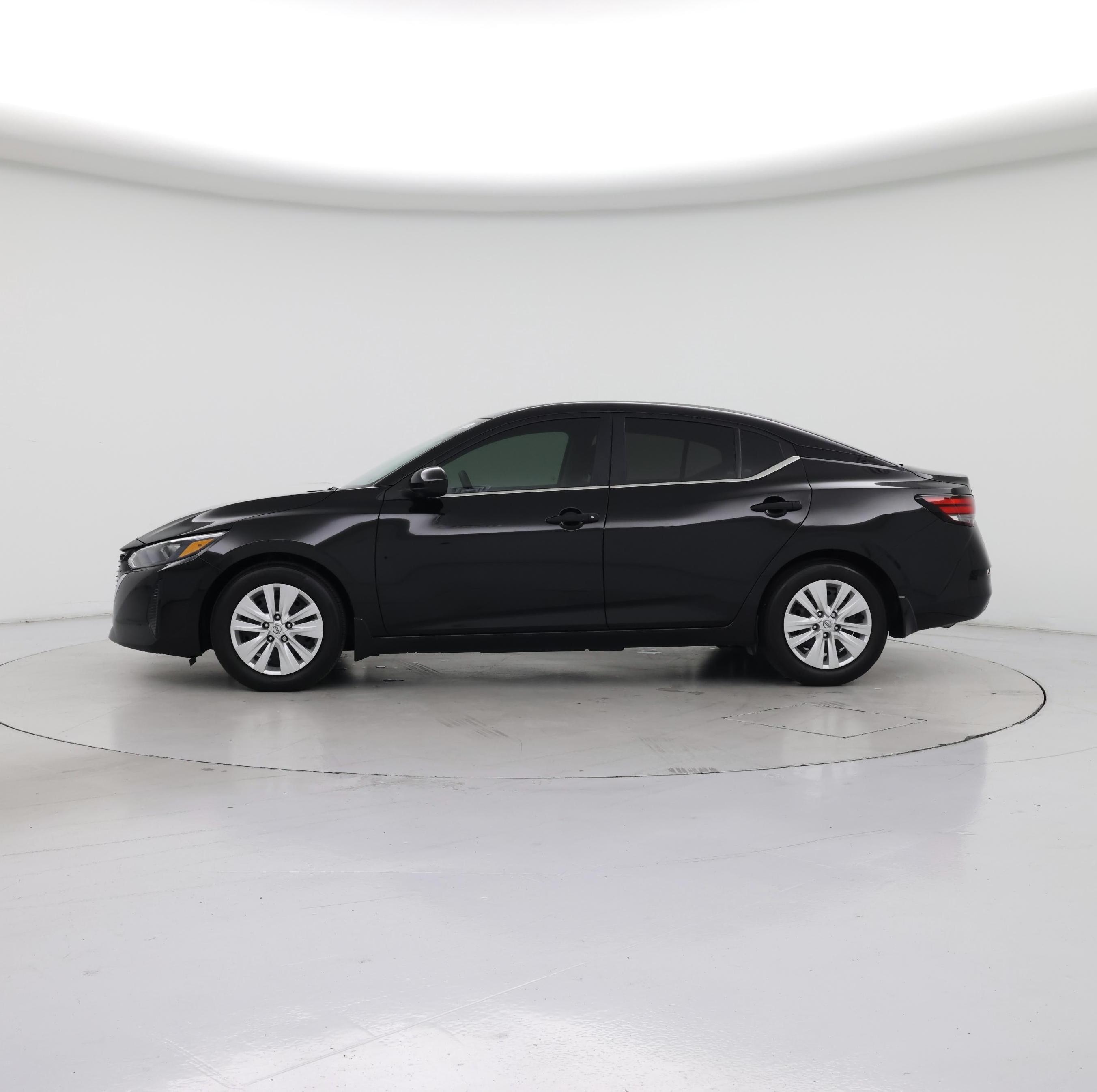 Thumbnail: 2024 Nissan Sentra - 3
