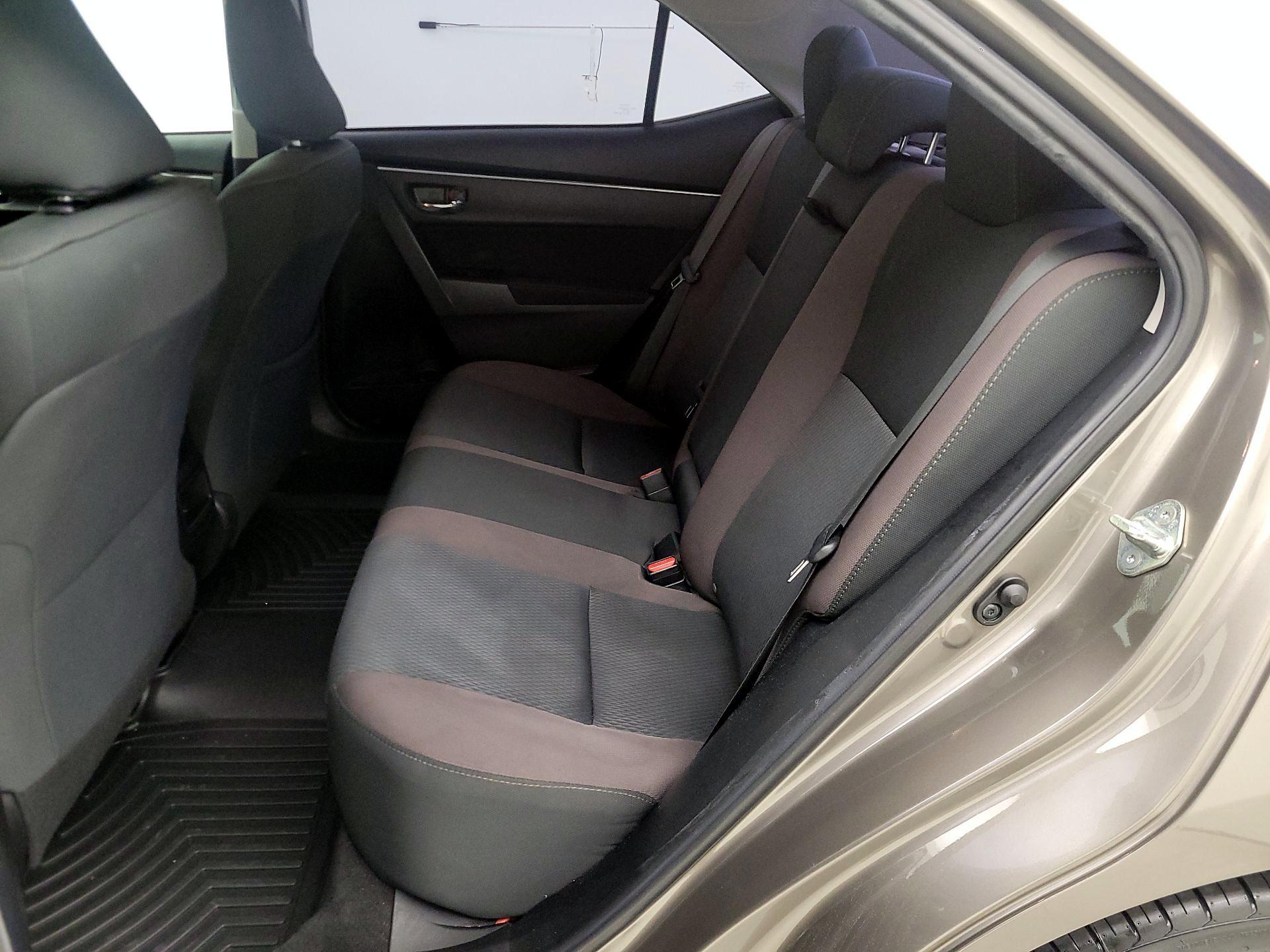 Thumbnail: 2019 Toyota Corolla - 19