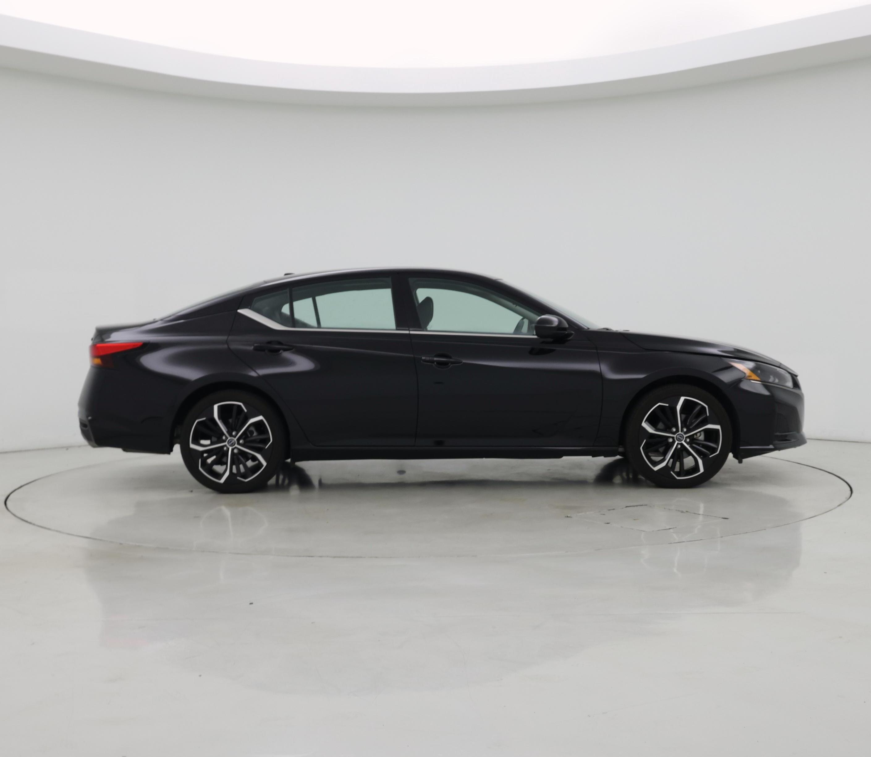 Thumbnail: 2024 Nissan Altima - 7