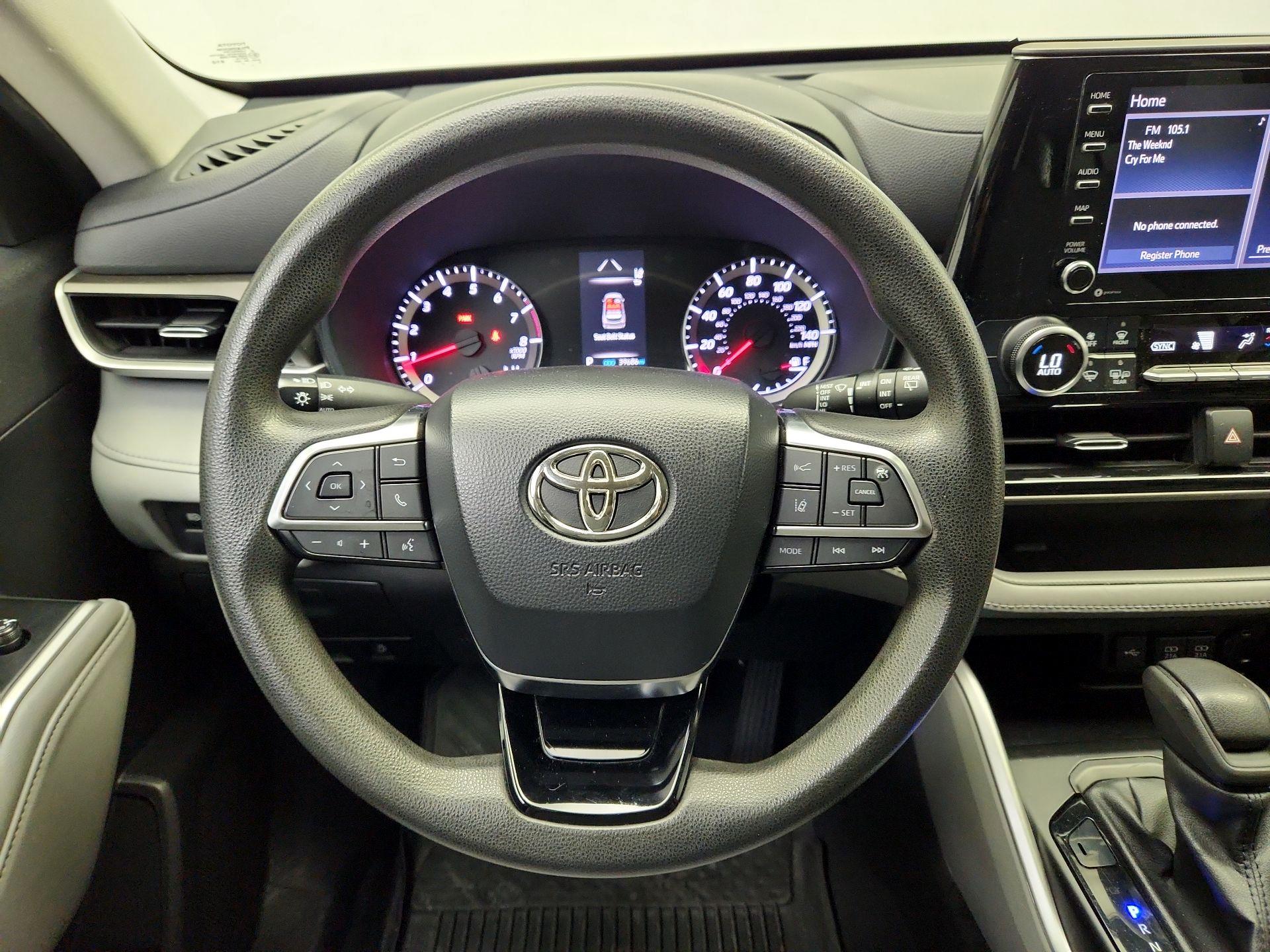Thumbnail: 2021 Toyota Highlander - 10