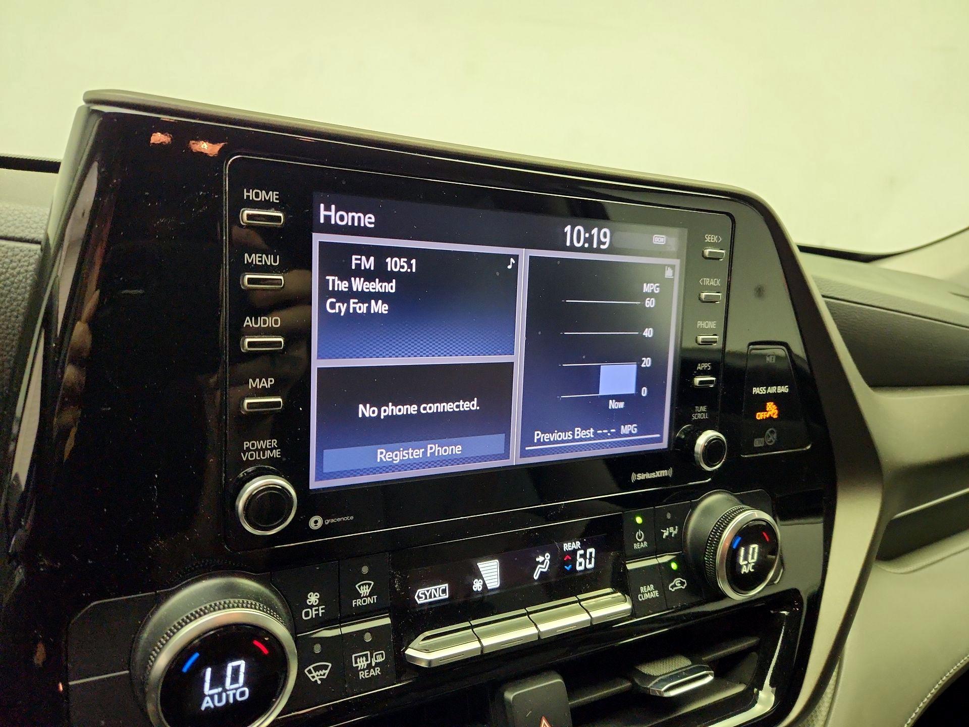 Thumbnail: 2021 Toyota Highlander - 15