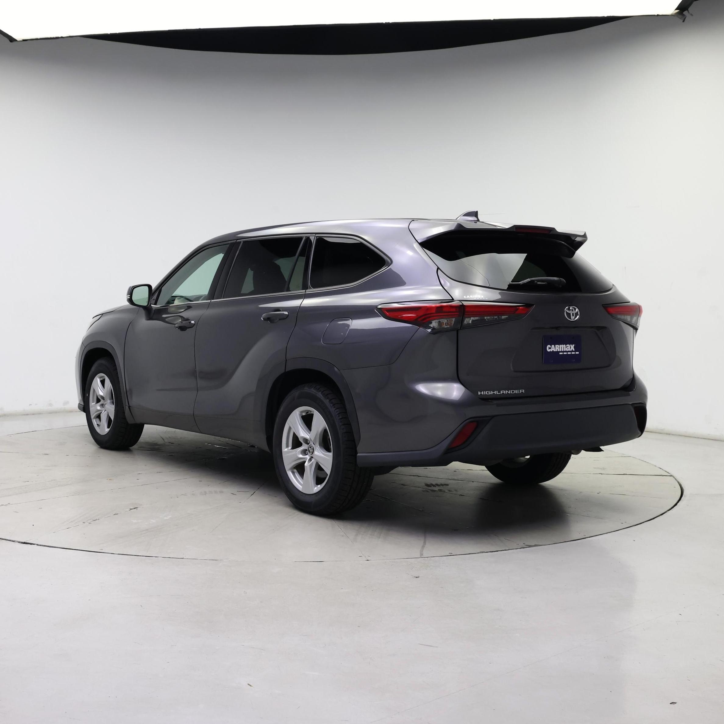 Thumbnail: 2021 Toyota Highlander - 2