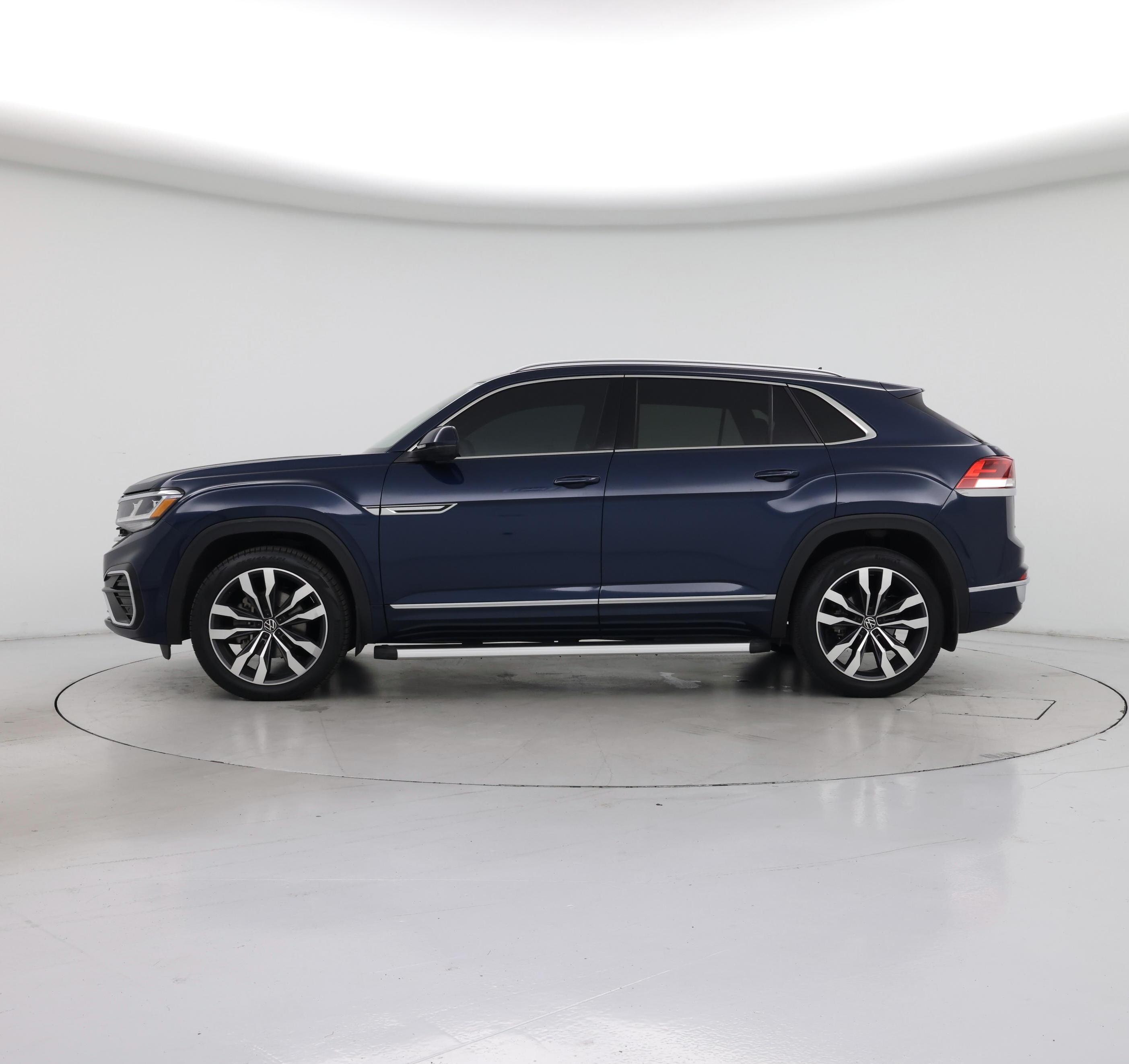 Thumbnail: 2021 Volkswagen Atlas - 3