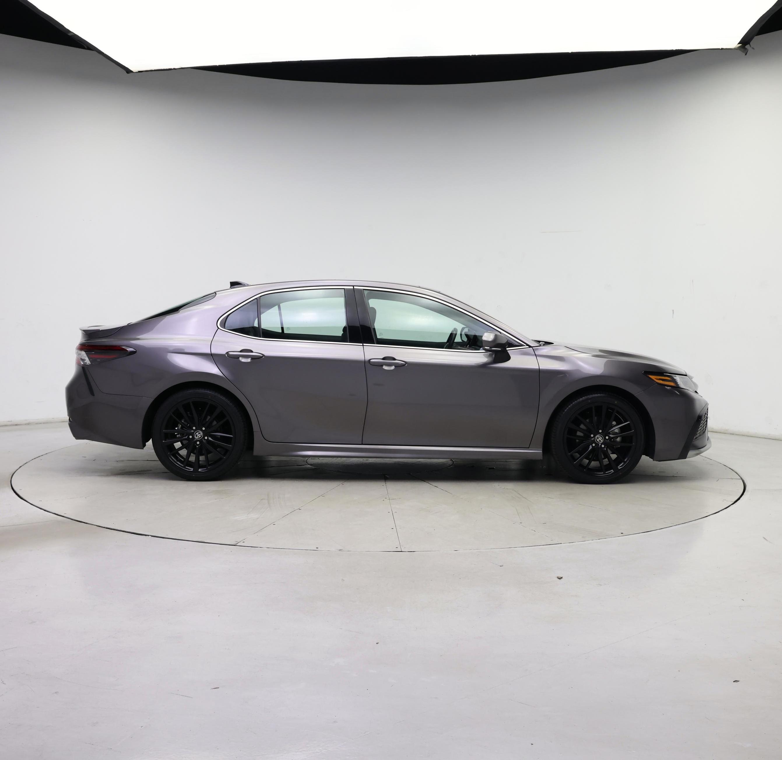 Thumbnail: 2022 Toyota Camry - 7