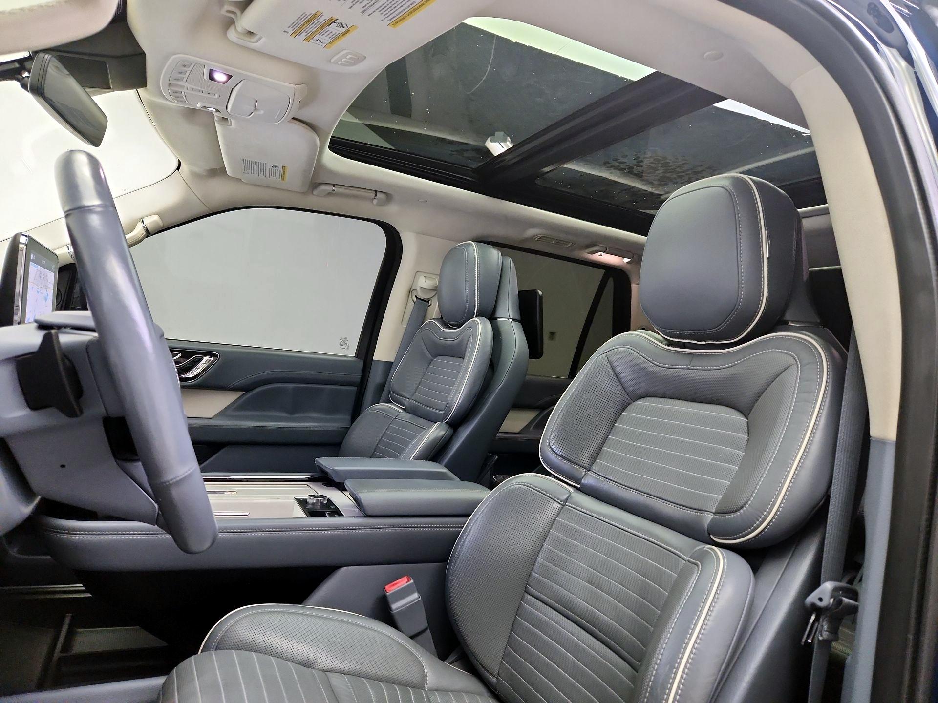 Thumbnail: 2019 Lincoln Navigator - 20