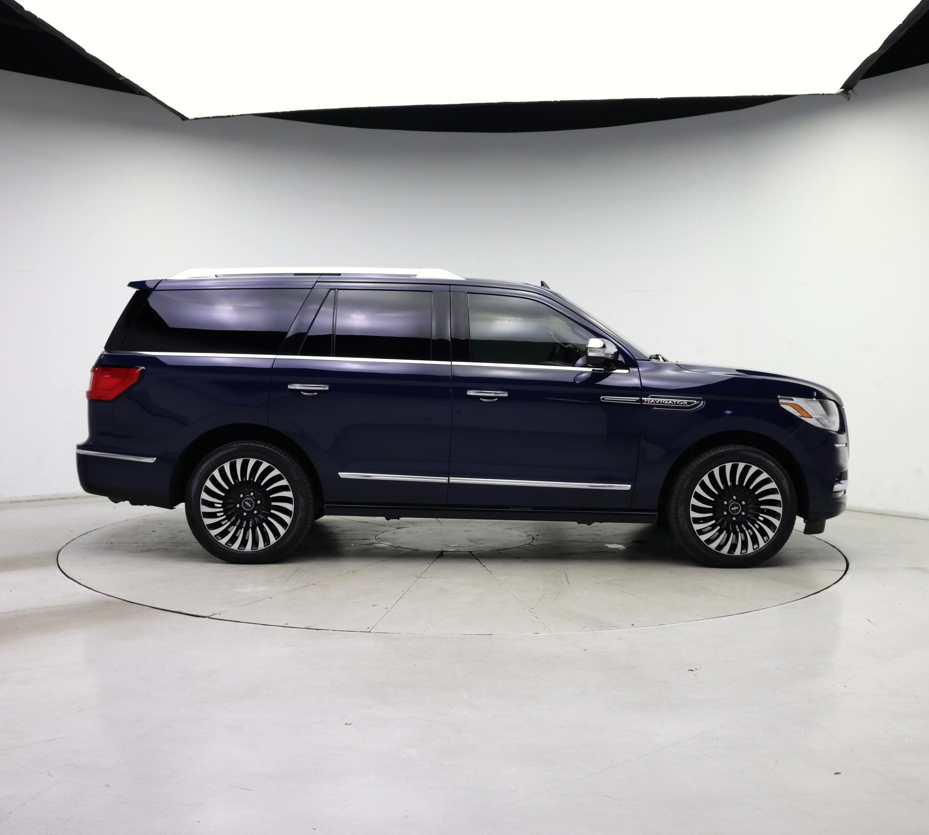 Thumbnail: 2019 Lincoln Navigator - 7