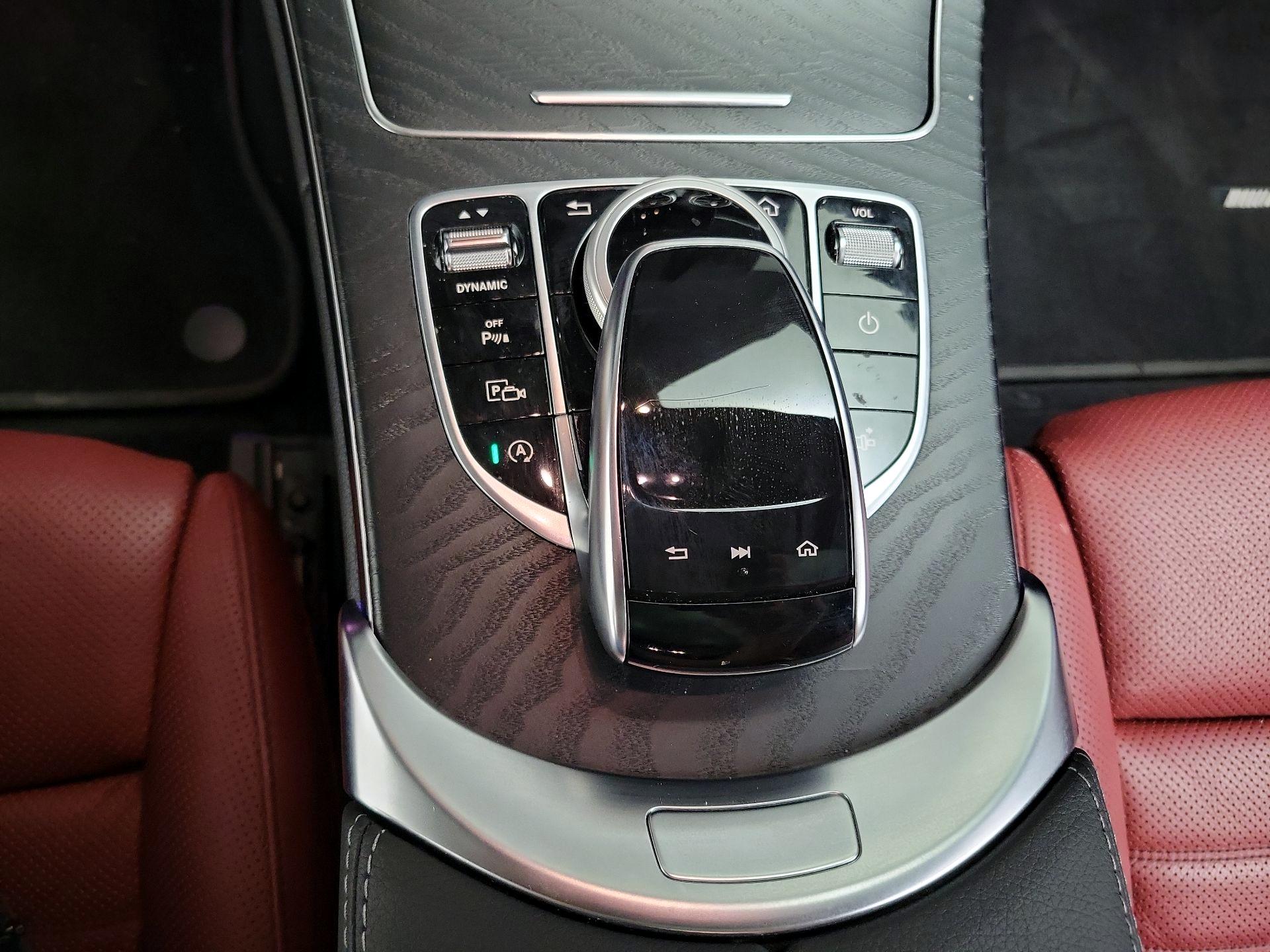 Thumbnail: 2021 Mercedes-Benz C-Class - 18