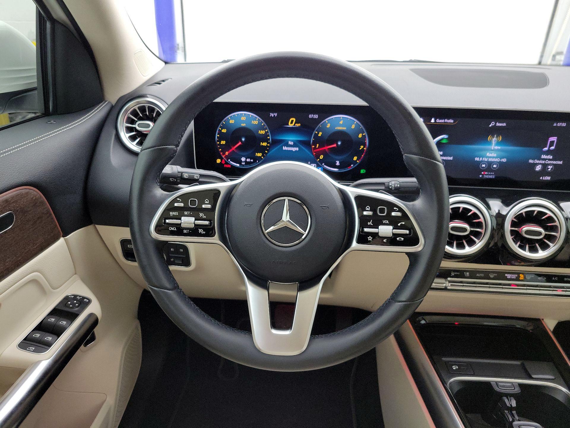 Thumbnail: 2021 Mercedes-Benz GLA - 10