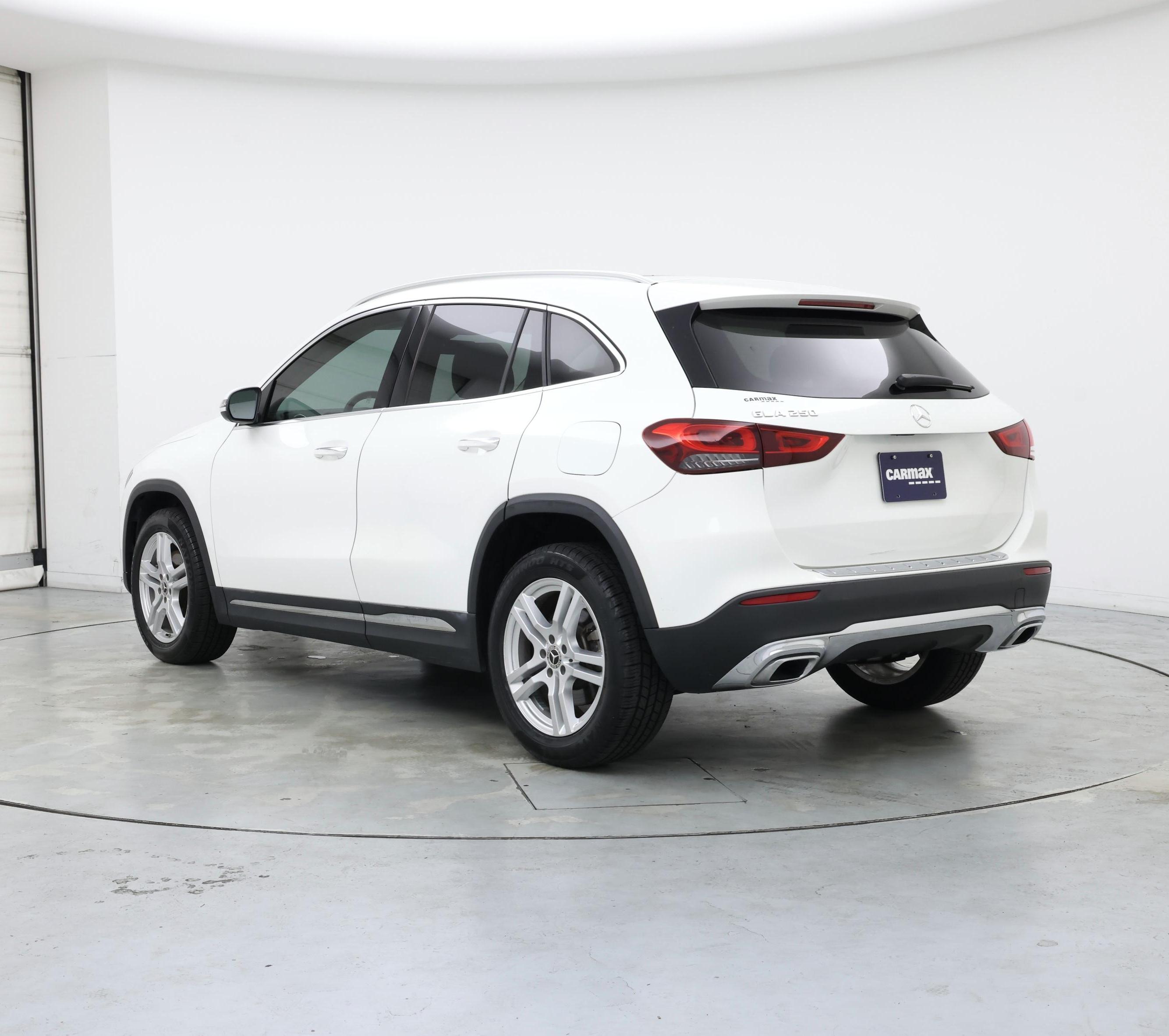 Thumbnail: 2021 Mercedes-Benz GLA - 2