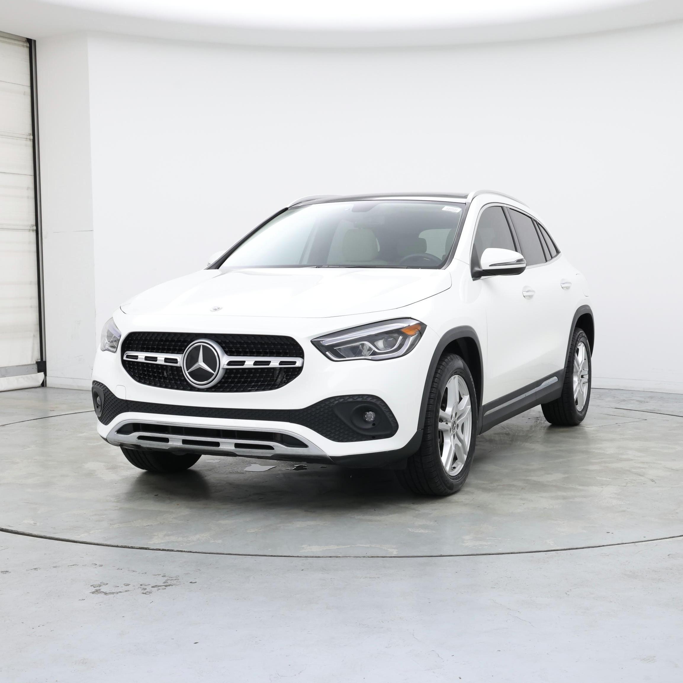 Thumbnail: 2021 Mercedes-Benz GLA - 4