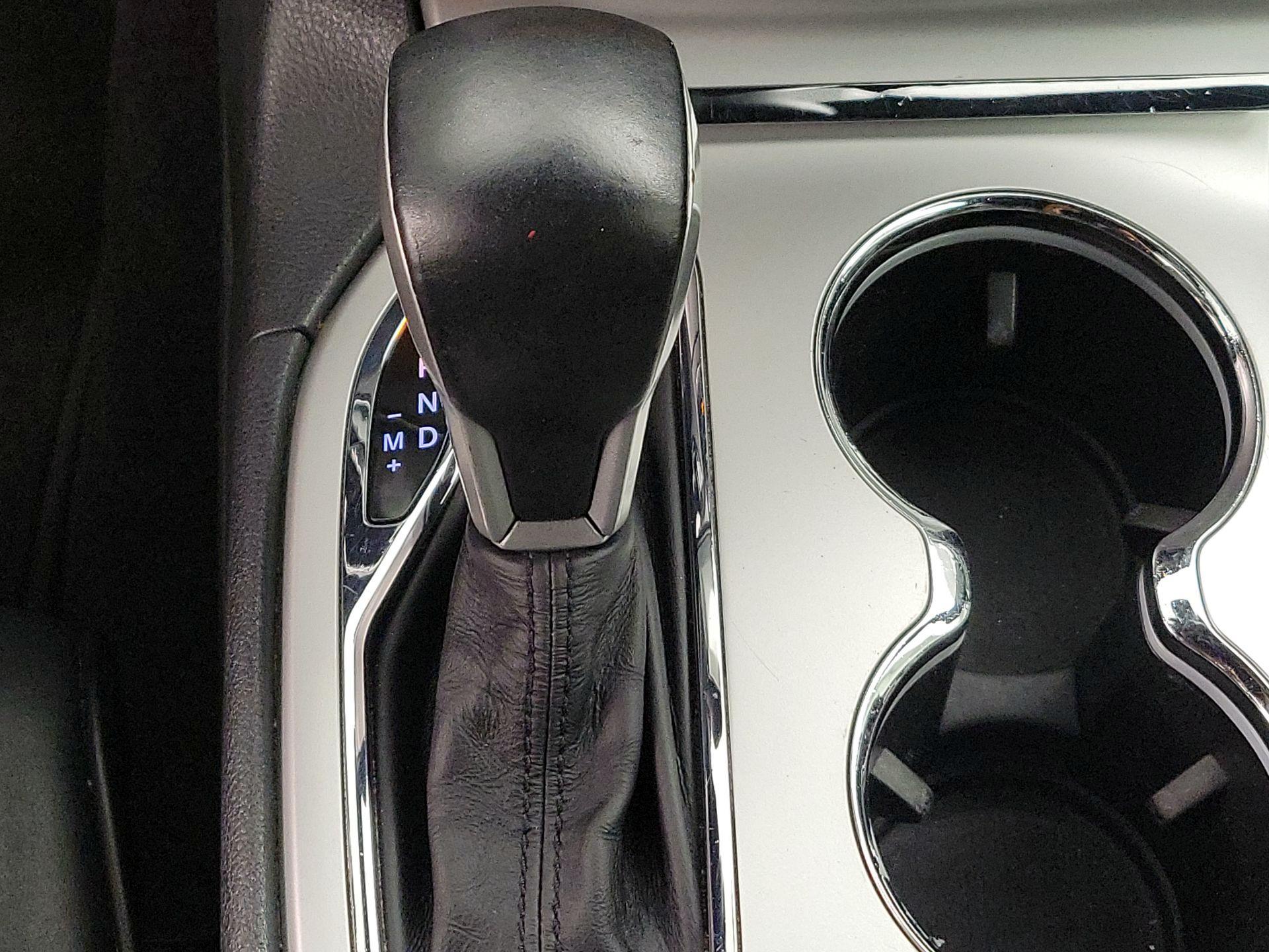 Thumbnail: 2016 Jeep Grand Cherokee - 18