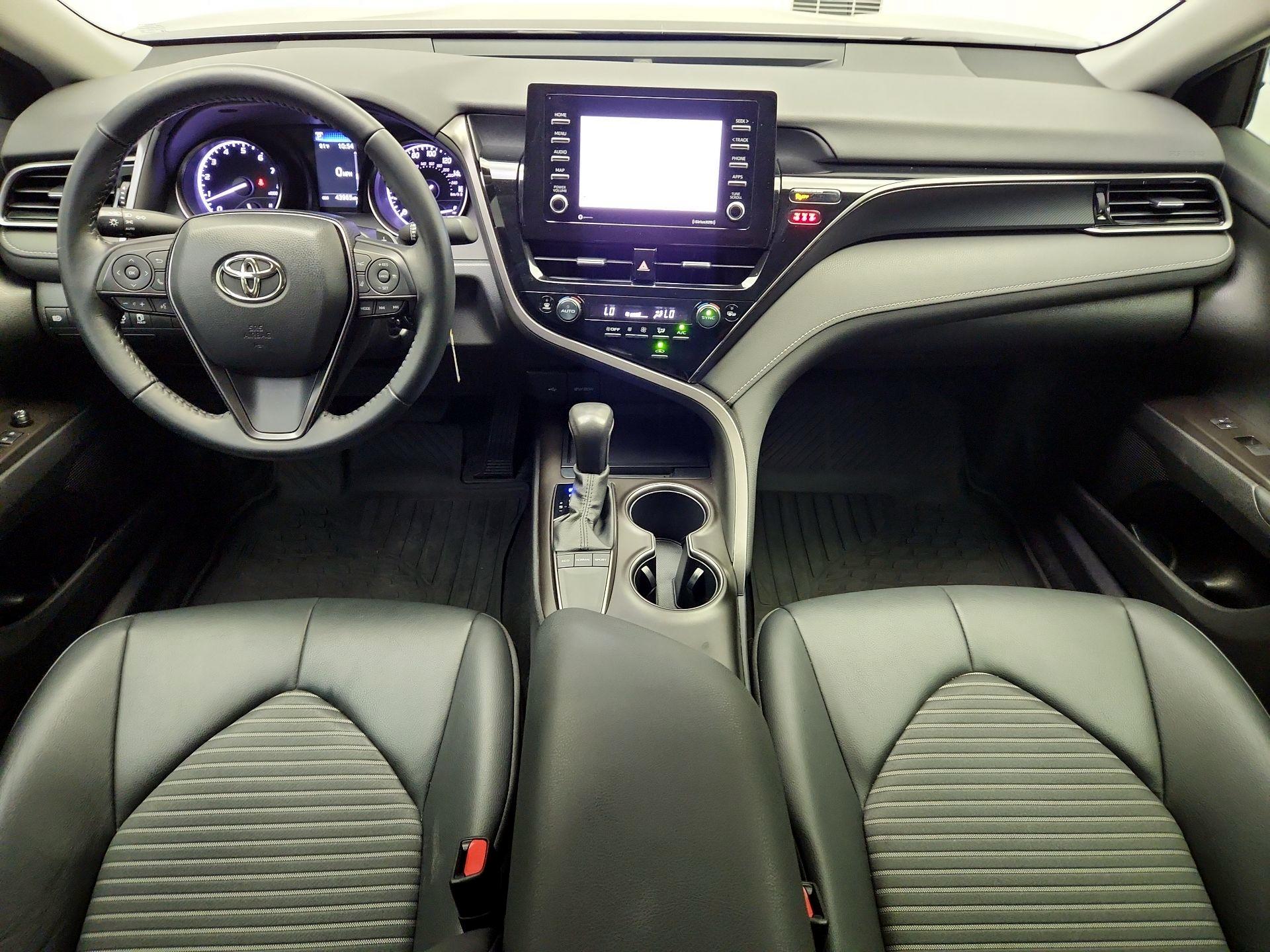 Thumbnail: 2022 Toyota Camry - 9