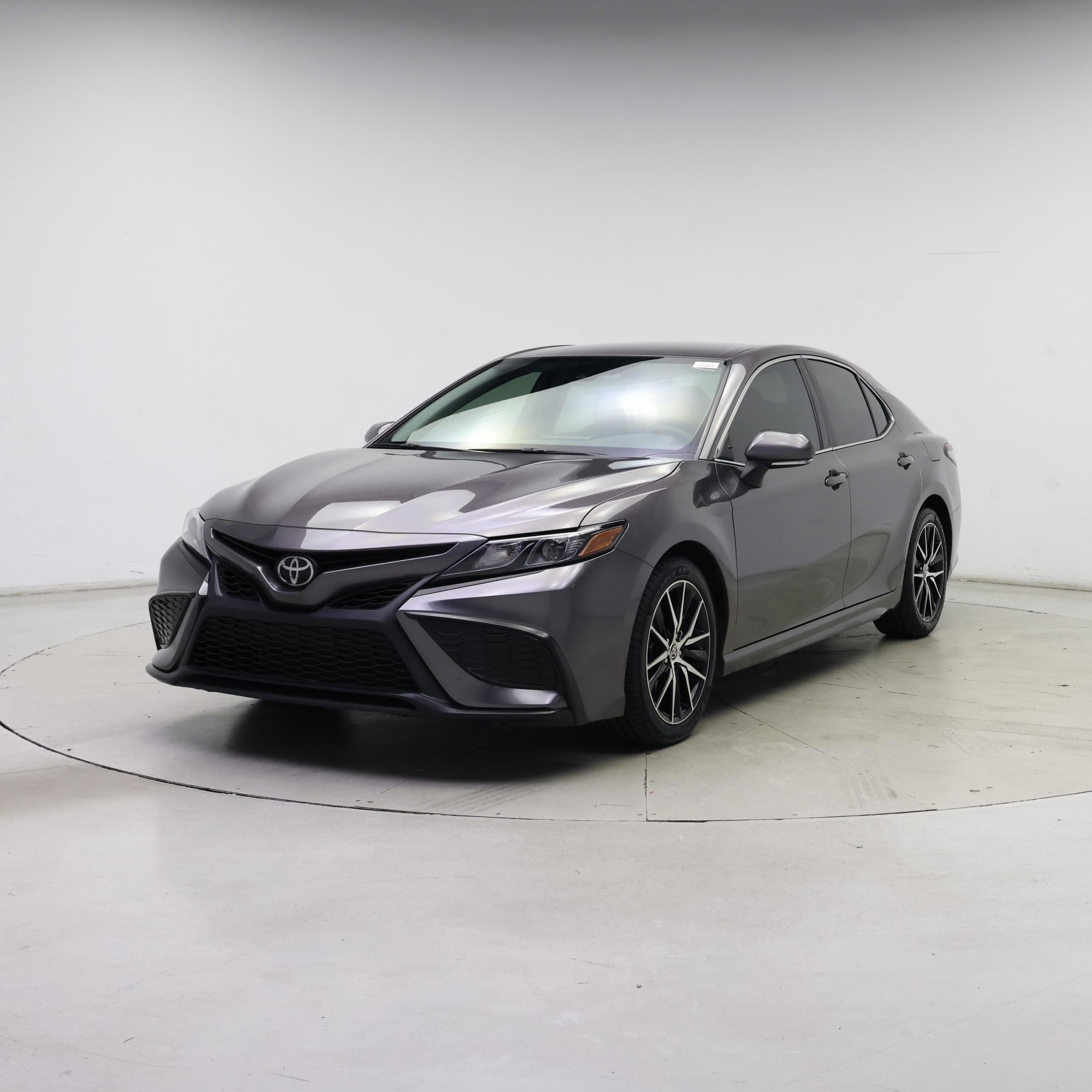 Thumbnail: 2022 Toyota Camry - 4
