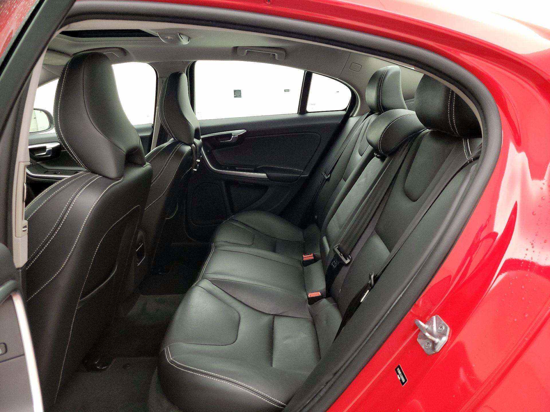 Thumbnail: 2018 Volvo S60 - 20