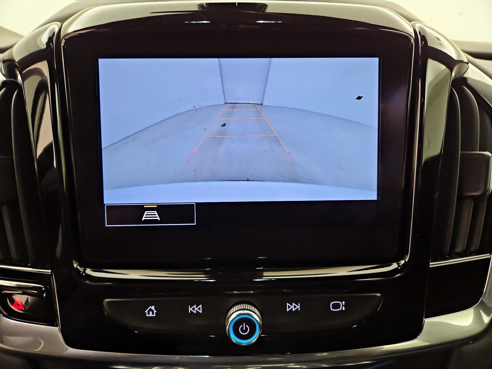 Thumbnail: 2023 Chevrolet Traverse - 14