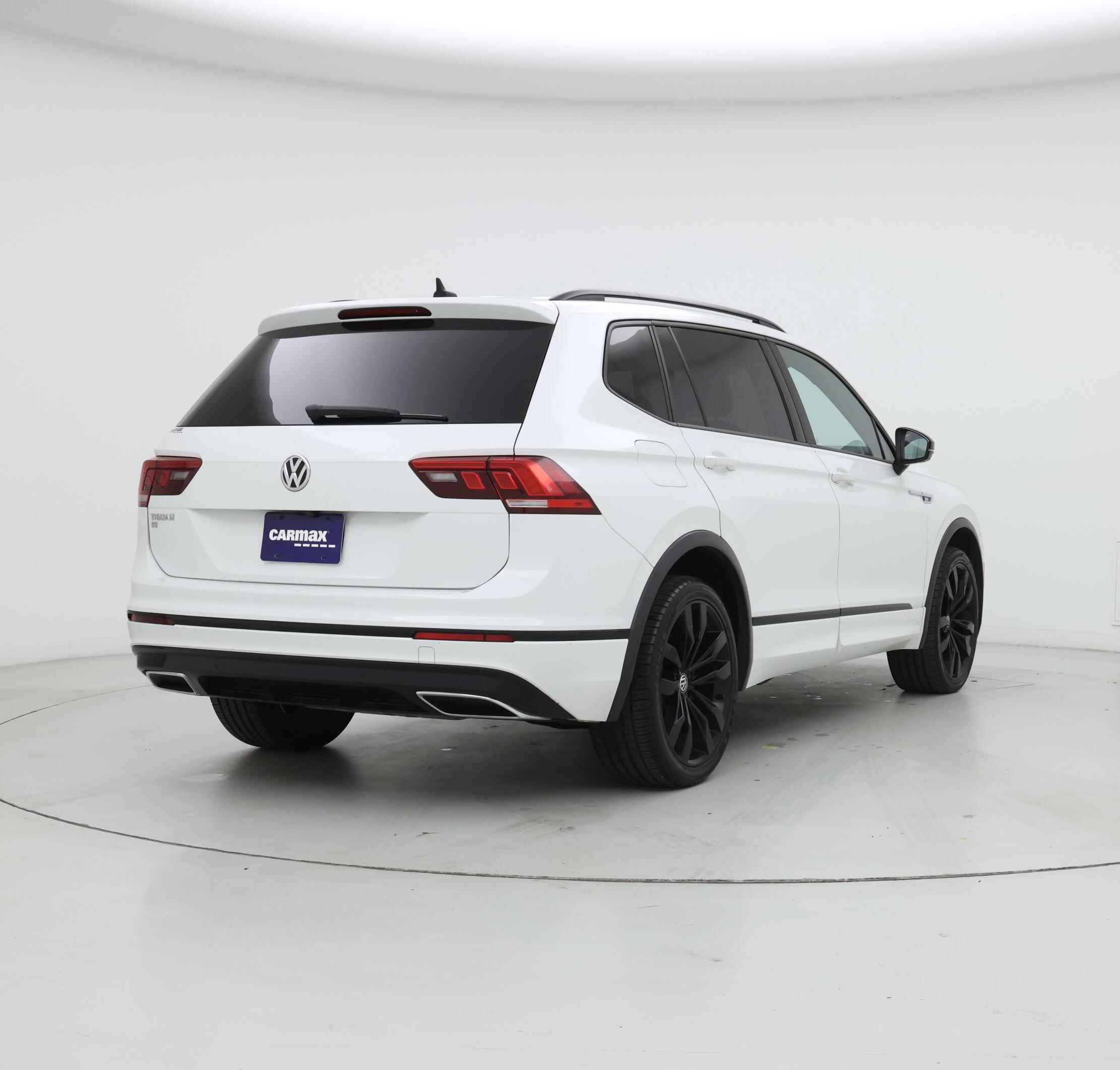 Thumbnail: 2021 Volkswagen Tiguan - 8