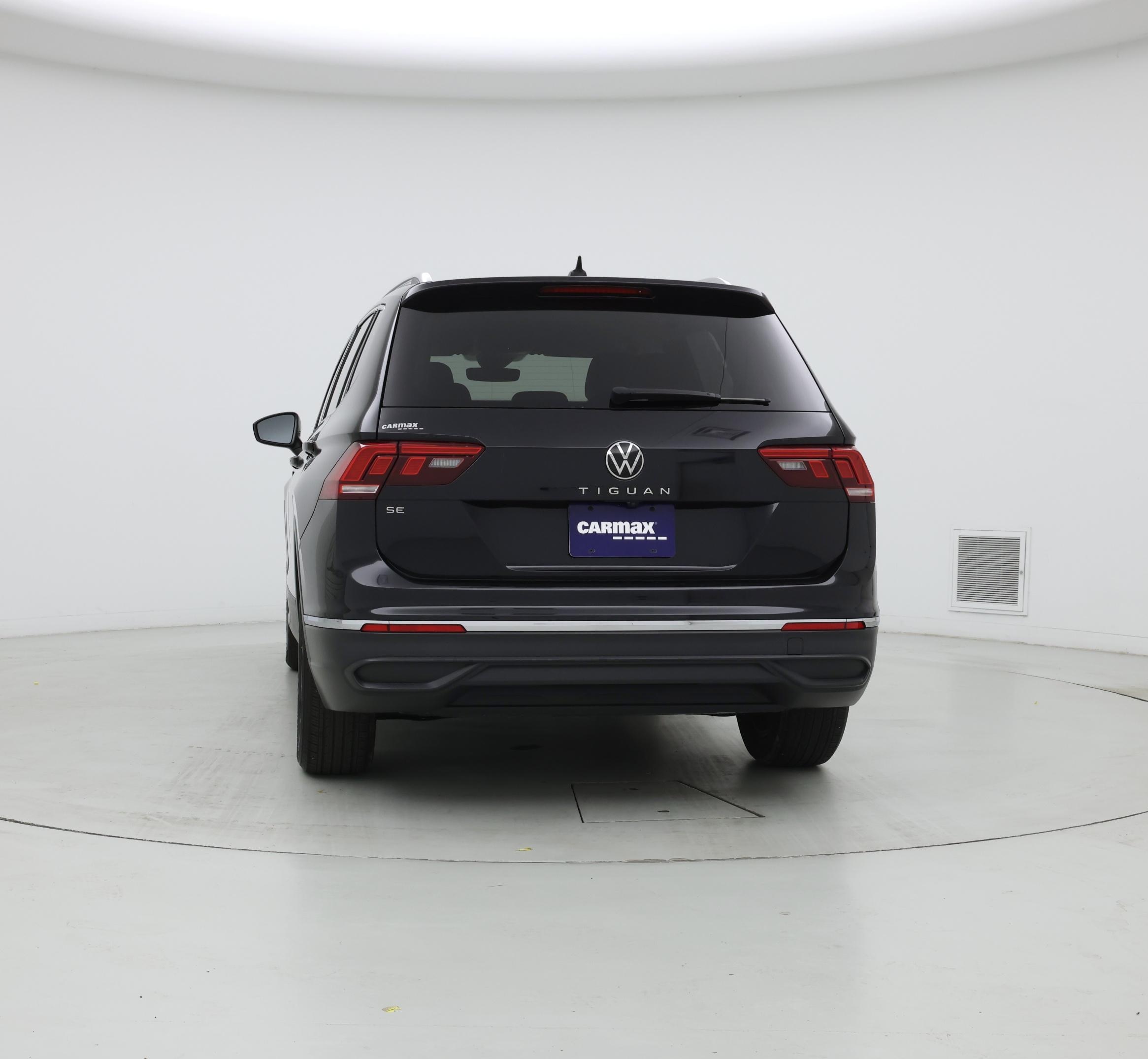 Thumbnail: 2022 Volkswagen Tiguan - 6