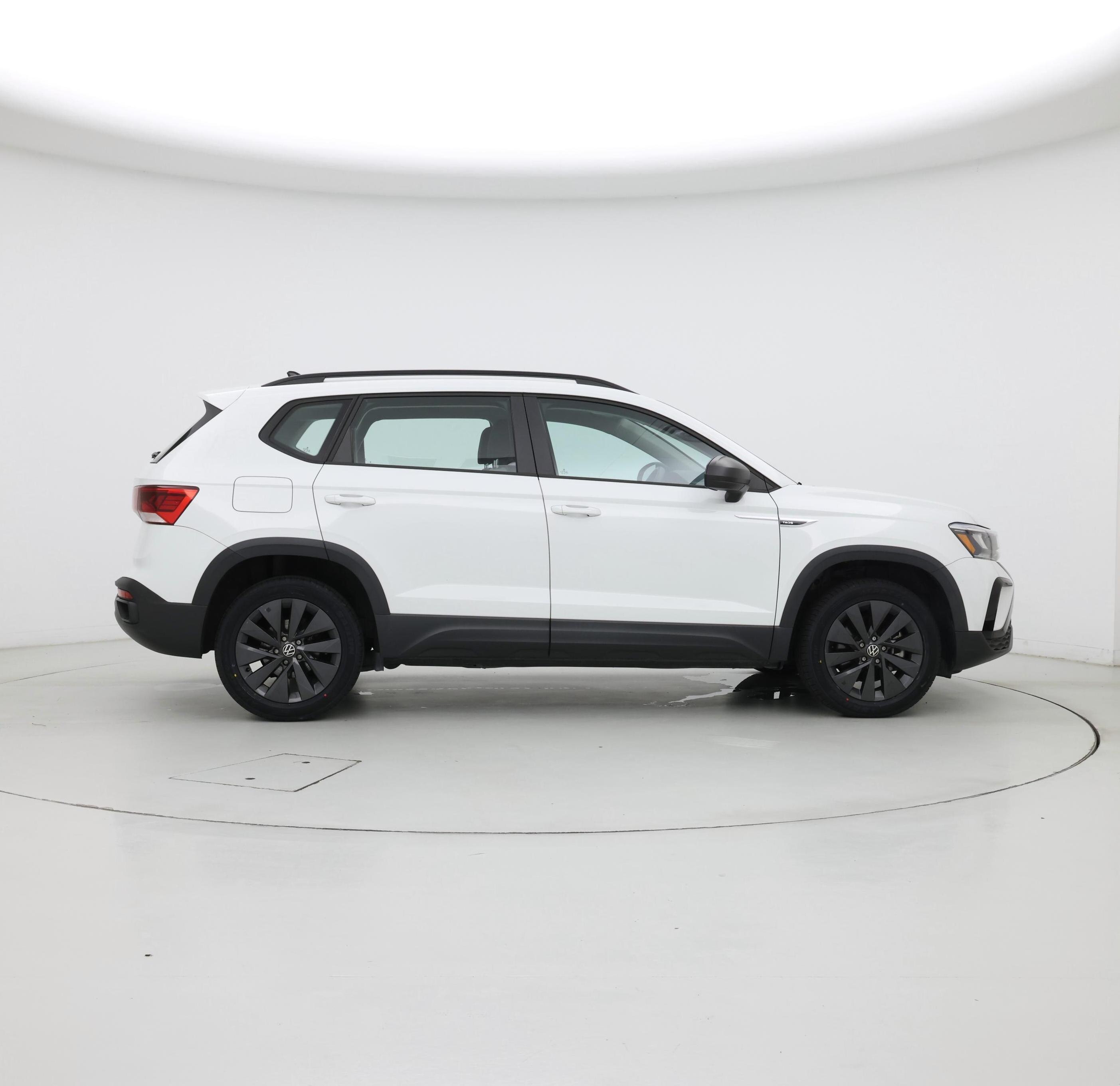Thumbnail: 2022 Volkswagen Taos - 7