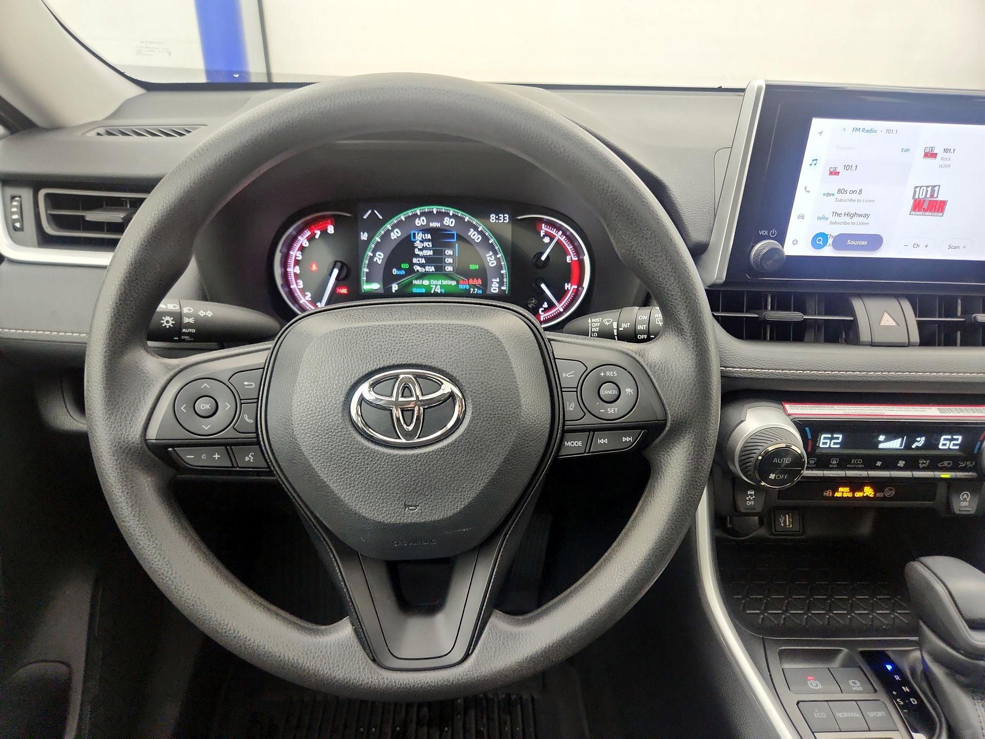 Thumbnail: 2024 Toyota RAV4 - 10