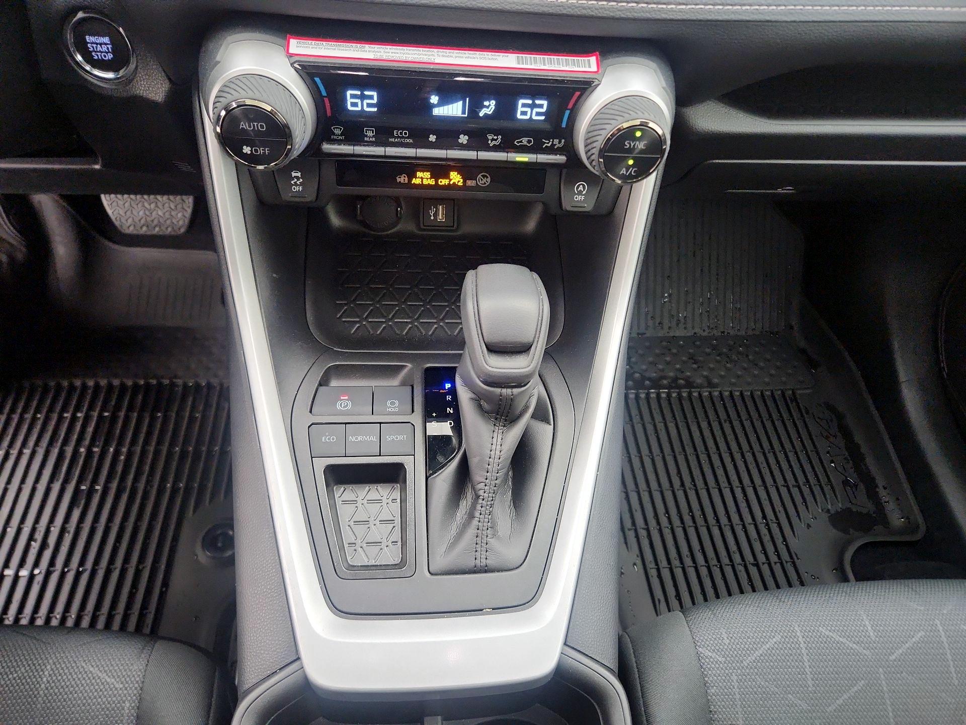 Thumbnail: 2024 Toyota RAV4 - 17