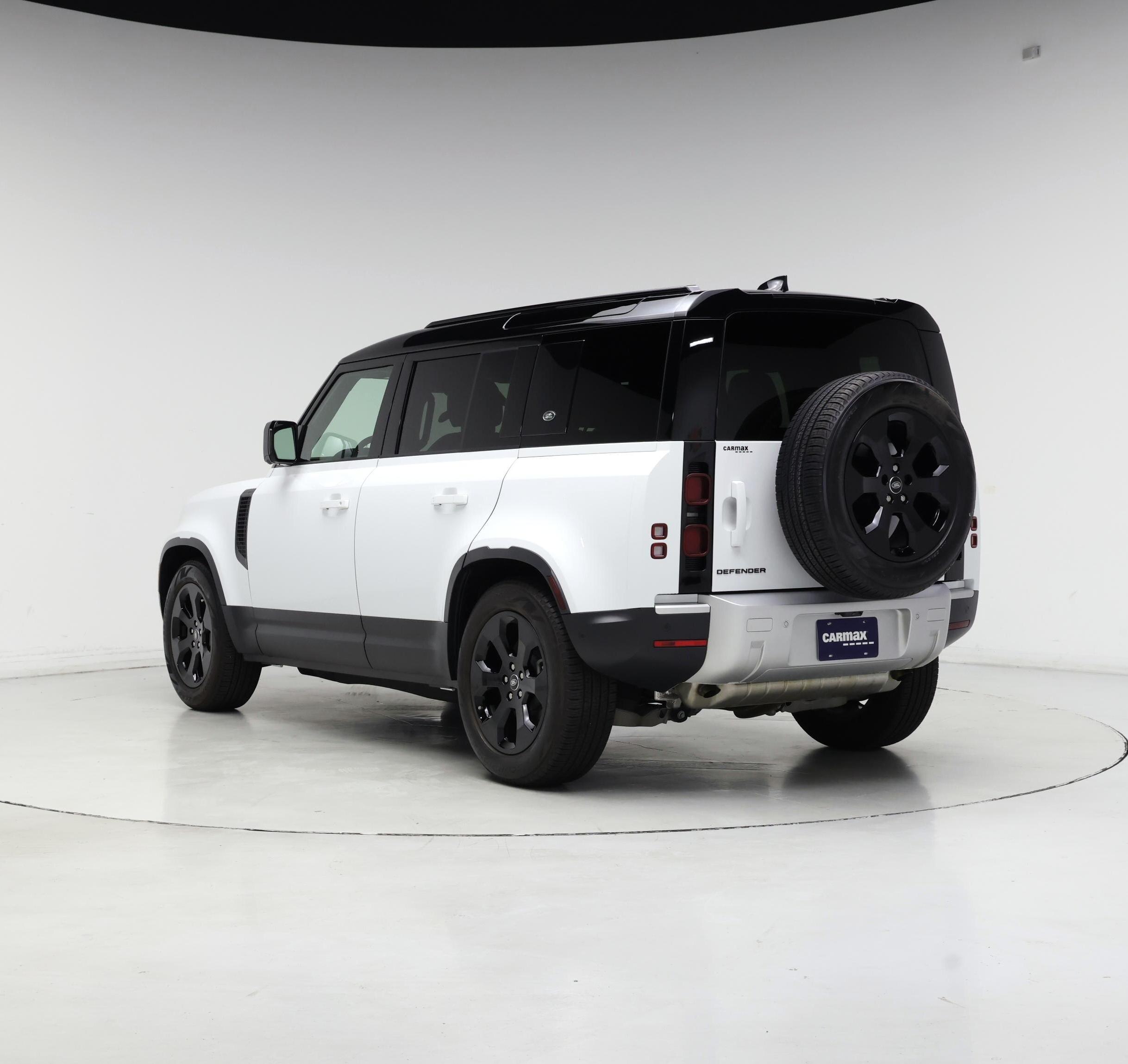 Thumbnail: 2024 Land Rover Defender - 2