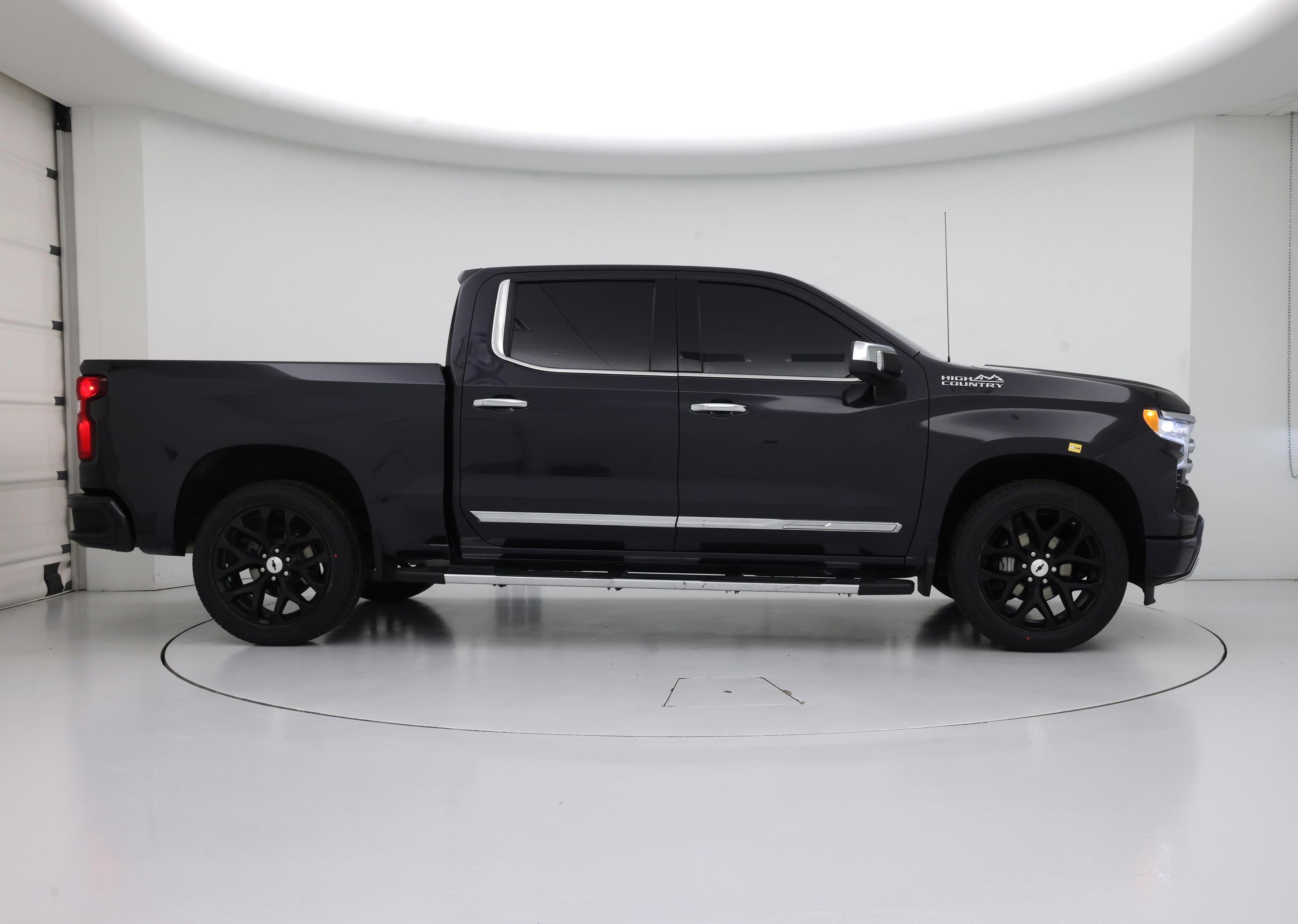 Thumbnail: 2023 Chevrolet Silverado 1500 - 7