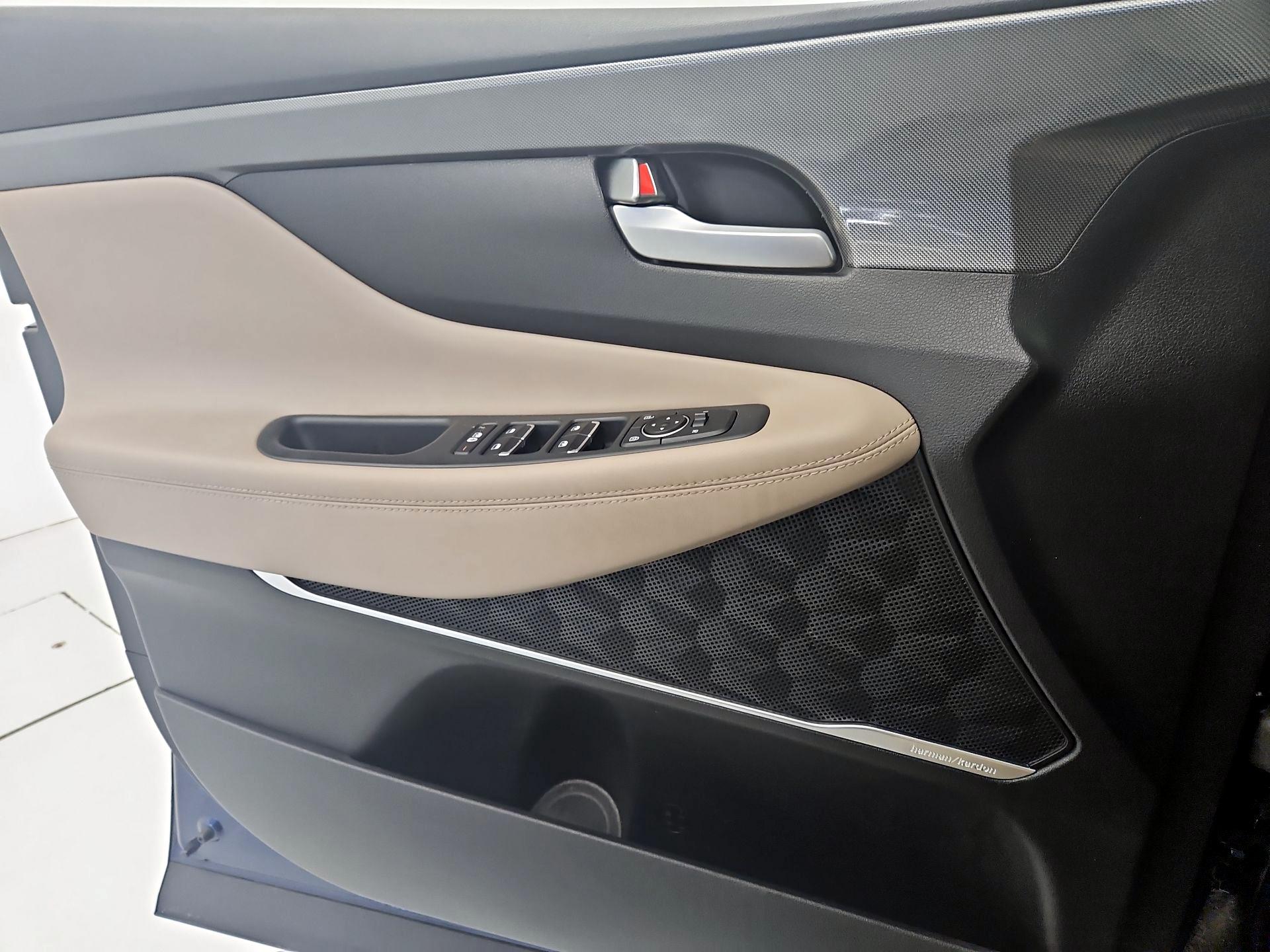 Thumbnail: 2021 Hyundai Santa Fe - 12