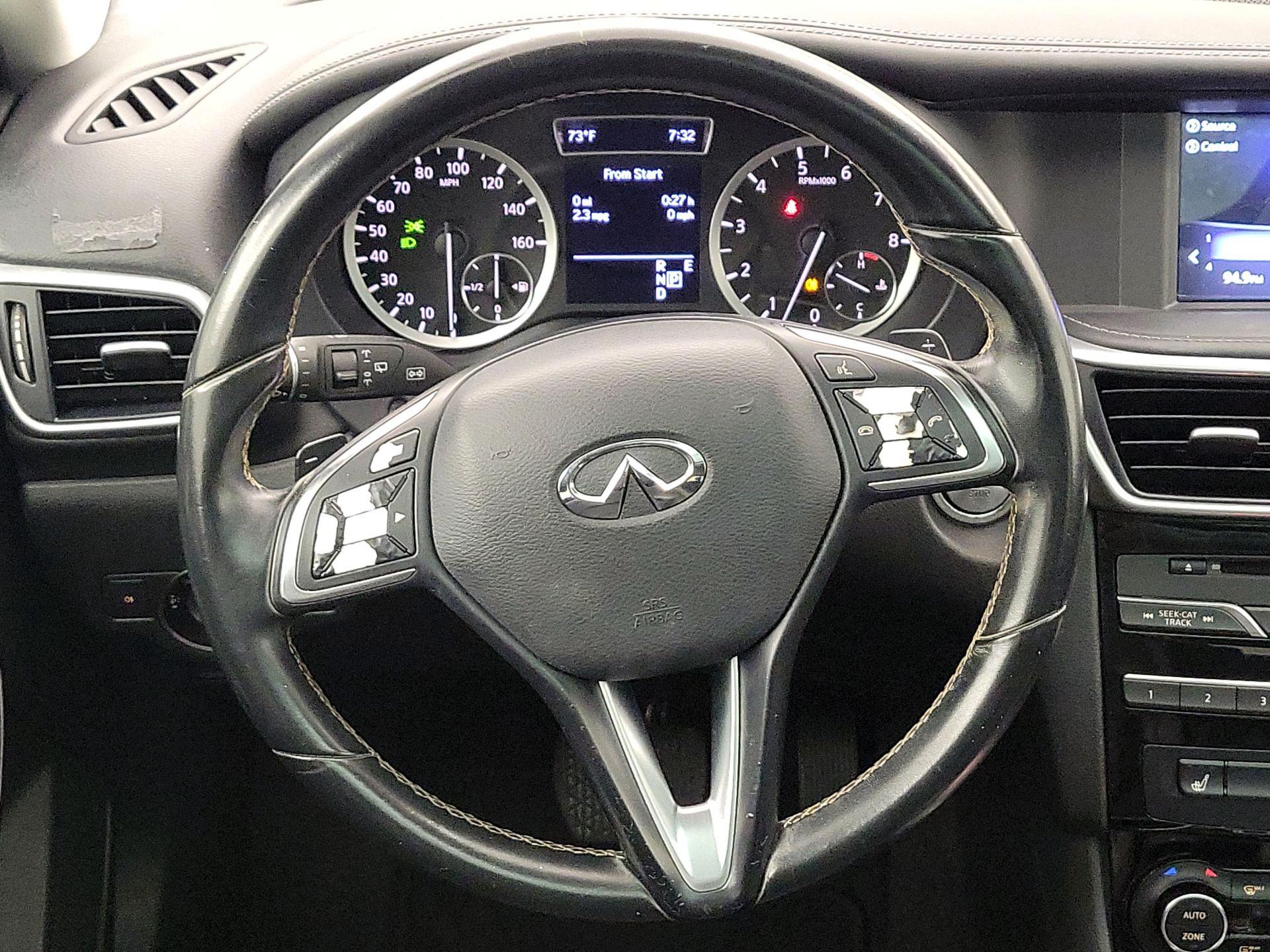 Thumbnail: 2018 INFINITI QX30 - 10