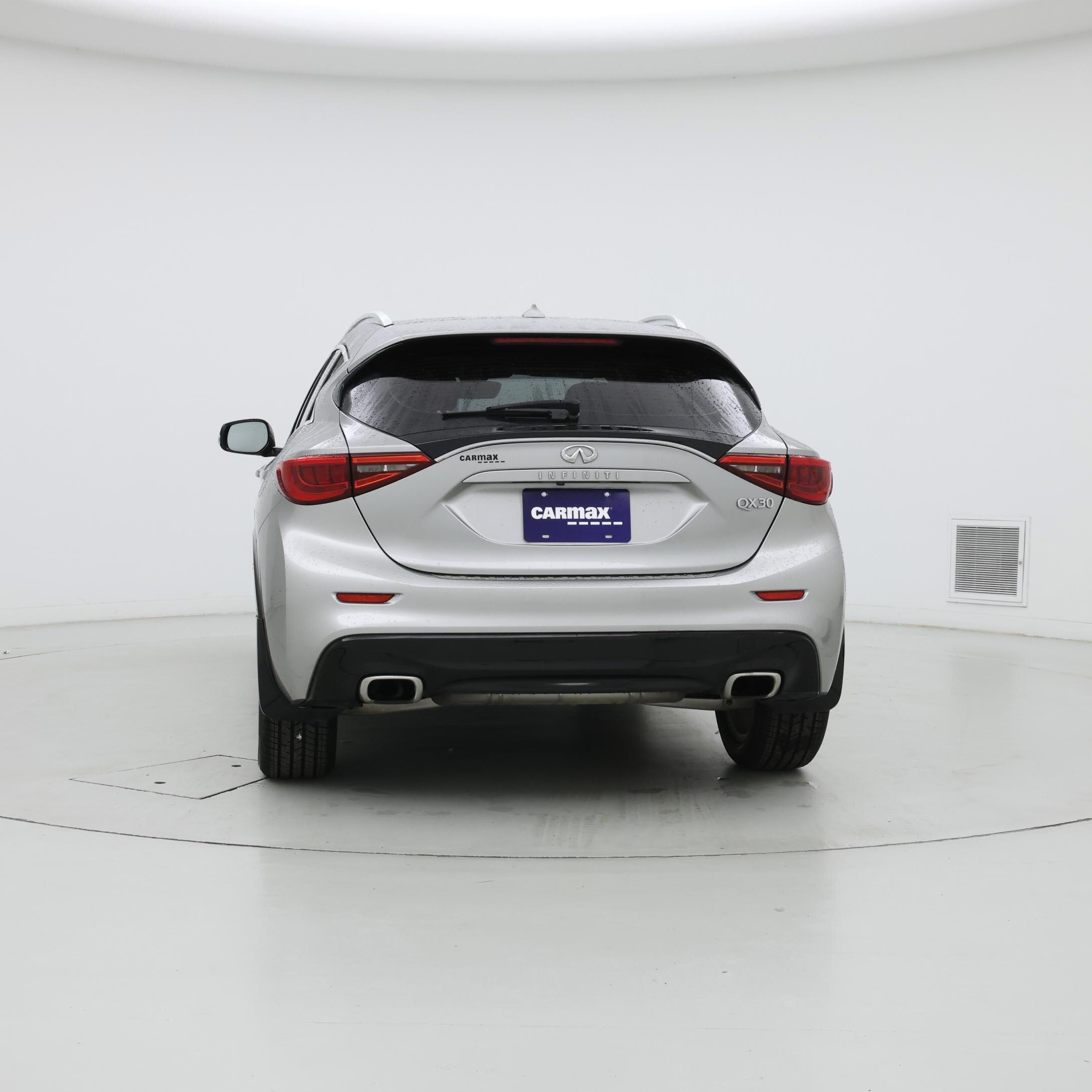 Thumbnail: 2018 INFINITI QX30 - 6