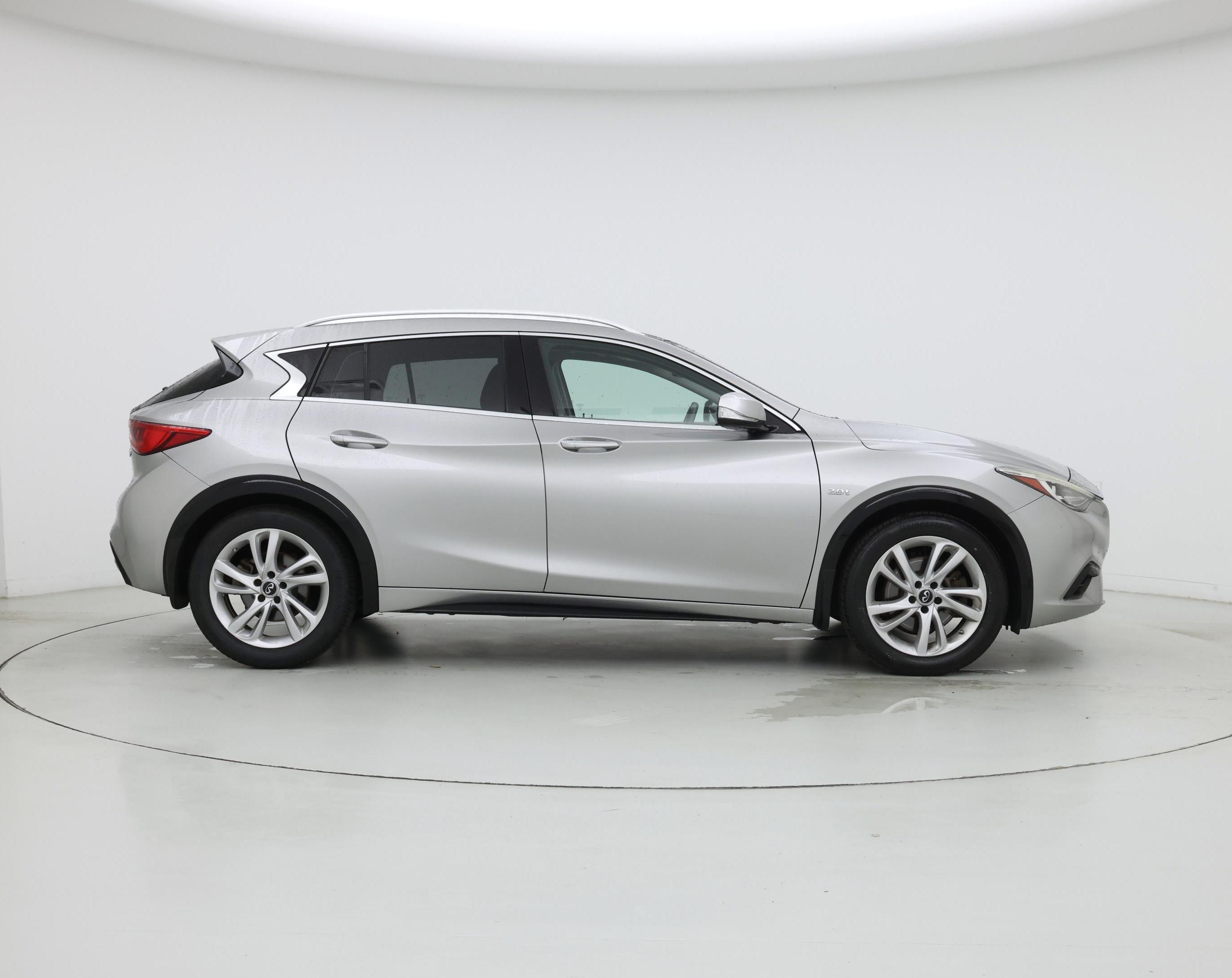 Thumbnail: 2018 INFINITI QX30 - 7