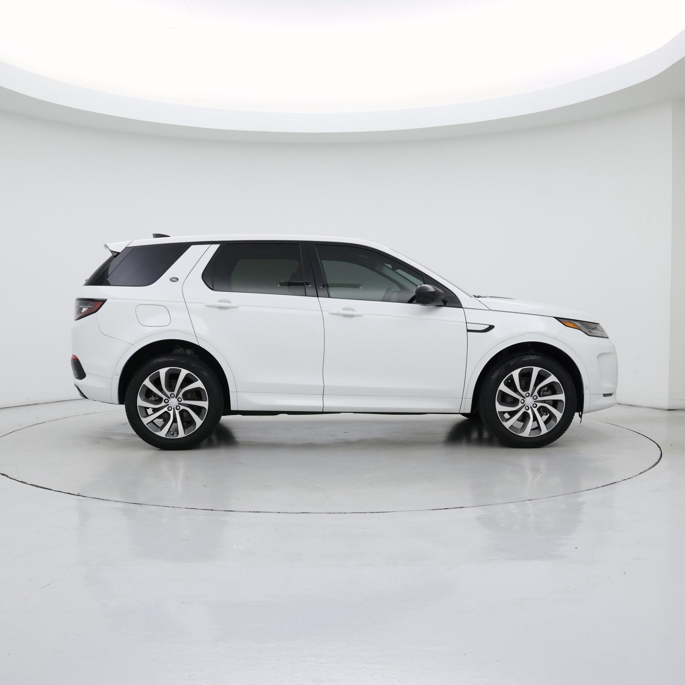 Thumbnail: 2024 Land Rover Discovery Sport - 7