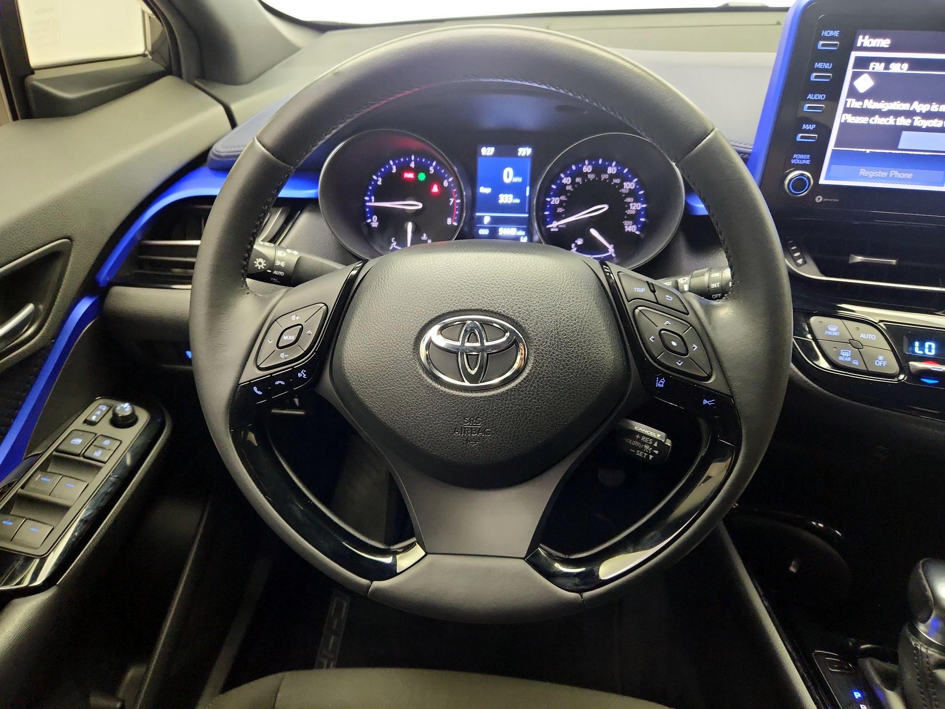 Thumbnail: 2021 Toyota C-HR - 10