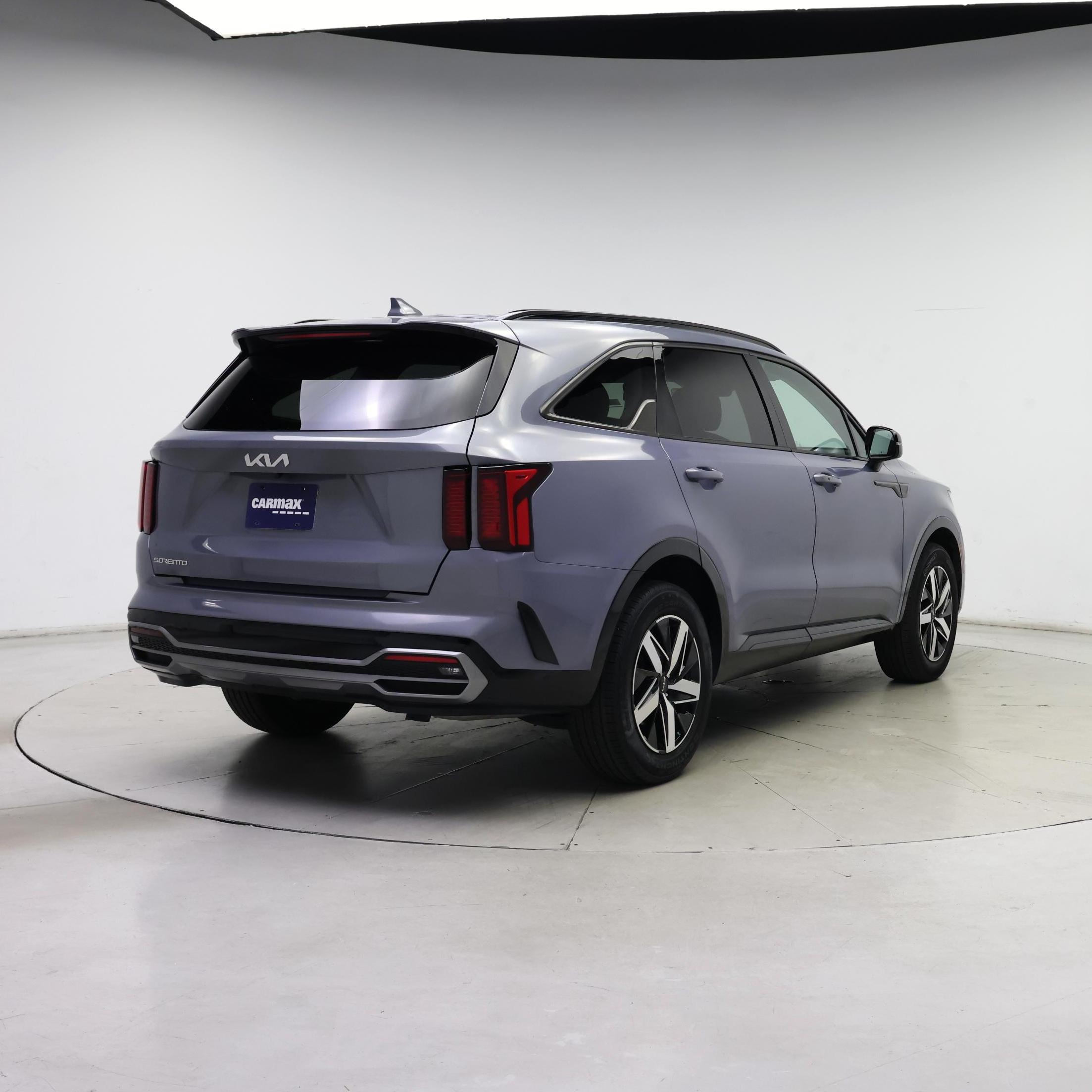 Thumbnail: 2023 Kia Sorento - 8