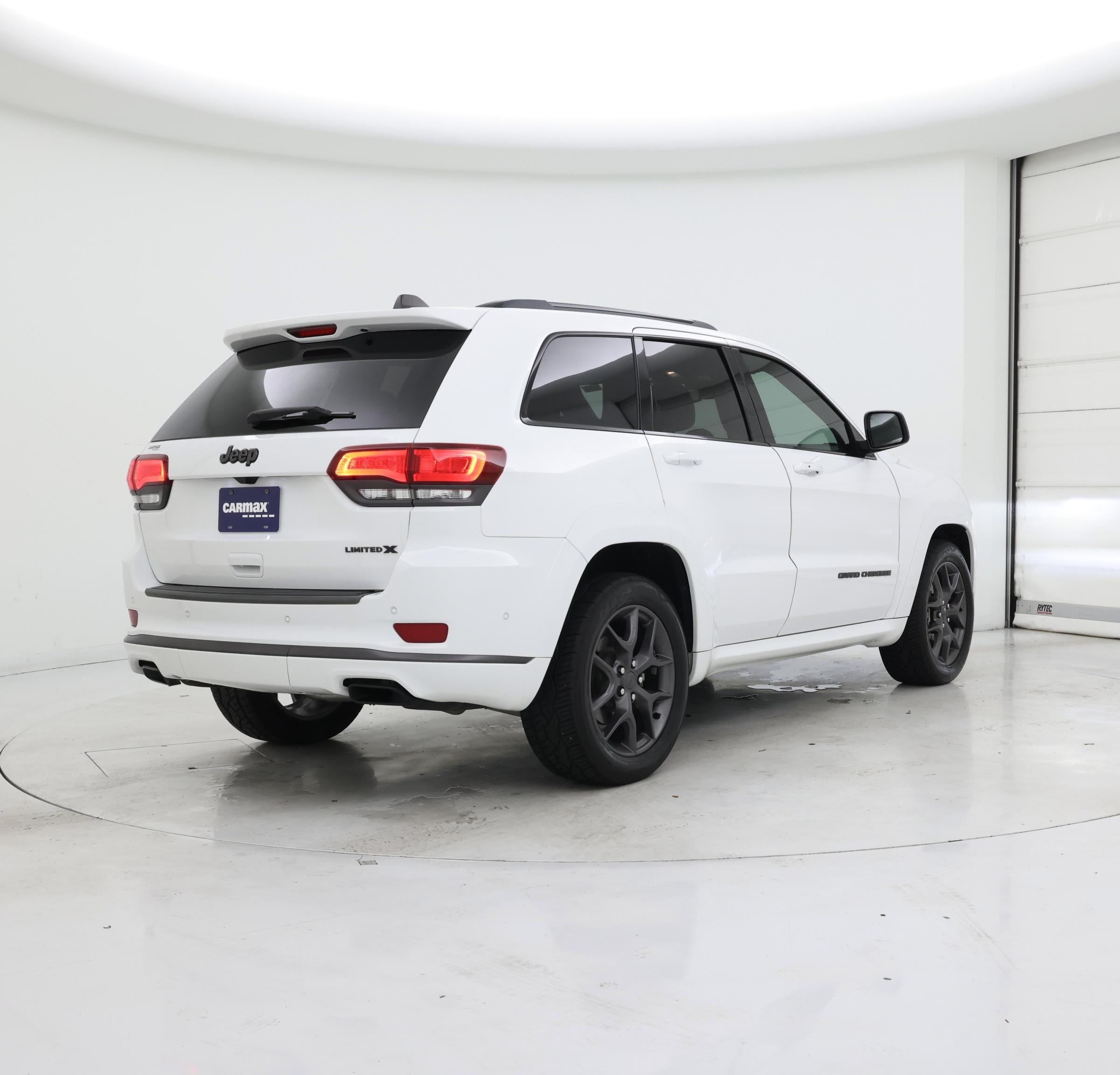 Thumbnail: 2020 Jeep Grand Cherokee - 8