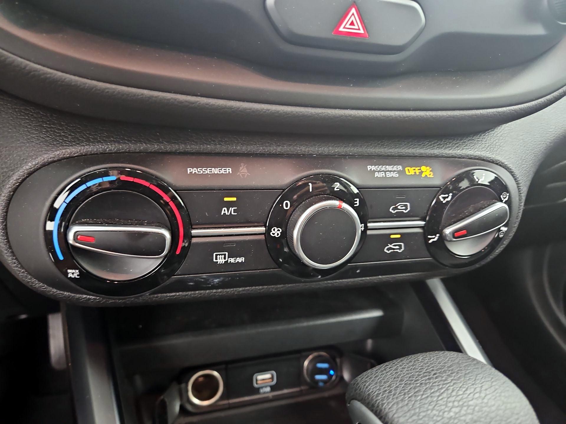 Thumbnail: 2020 Kia Soul - 16
