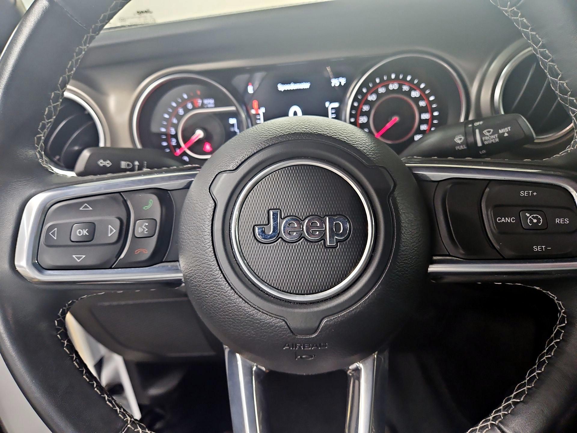Thumbnail: 2022 Jeep Wrangler - 10
