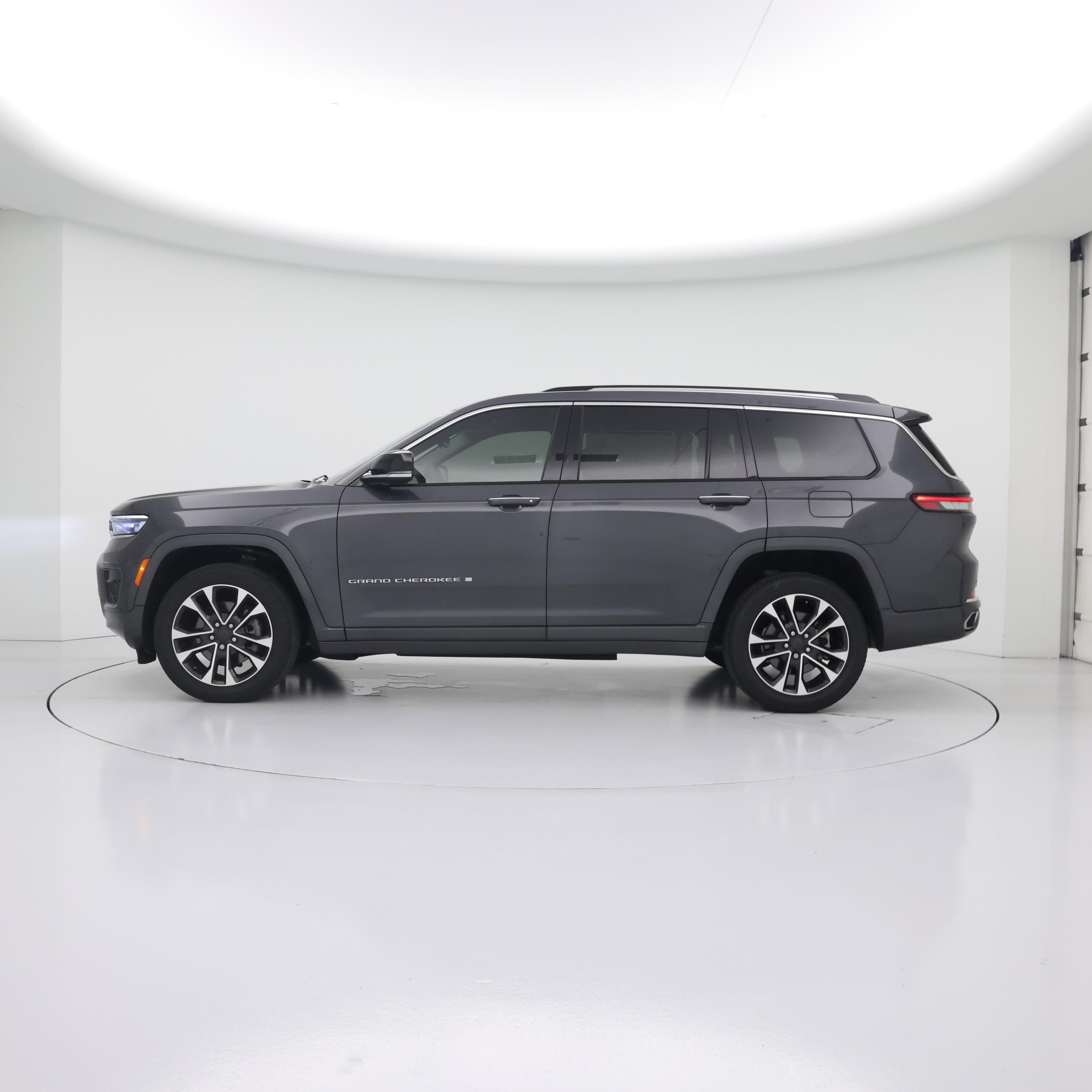 Thumbnail: 2021 Jeep Grand Cherokee L - 3