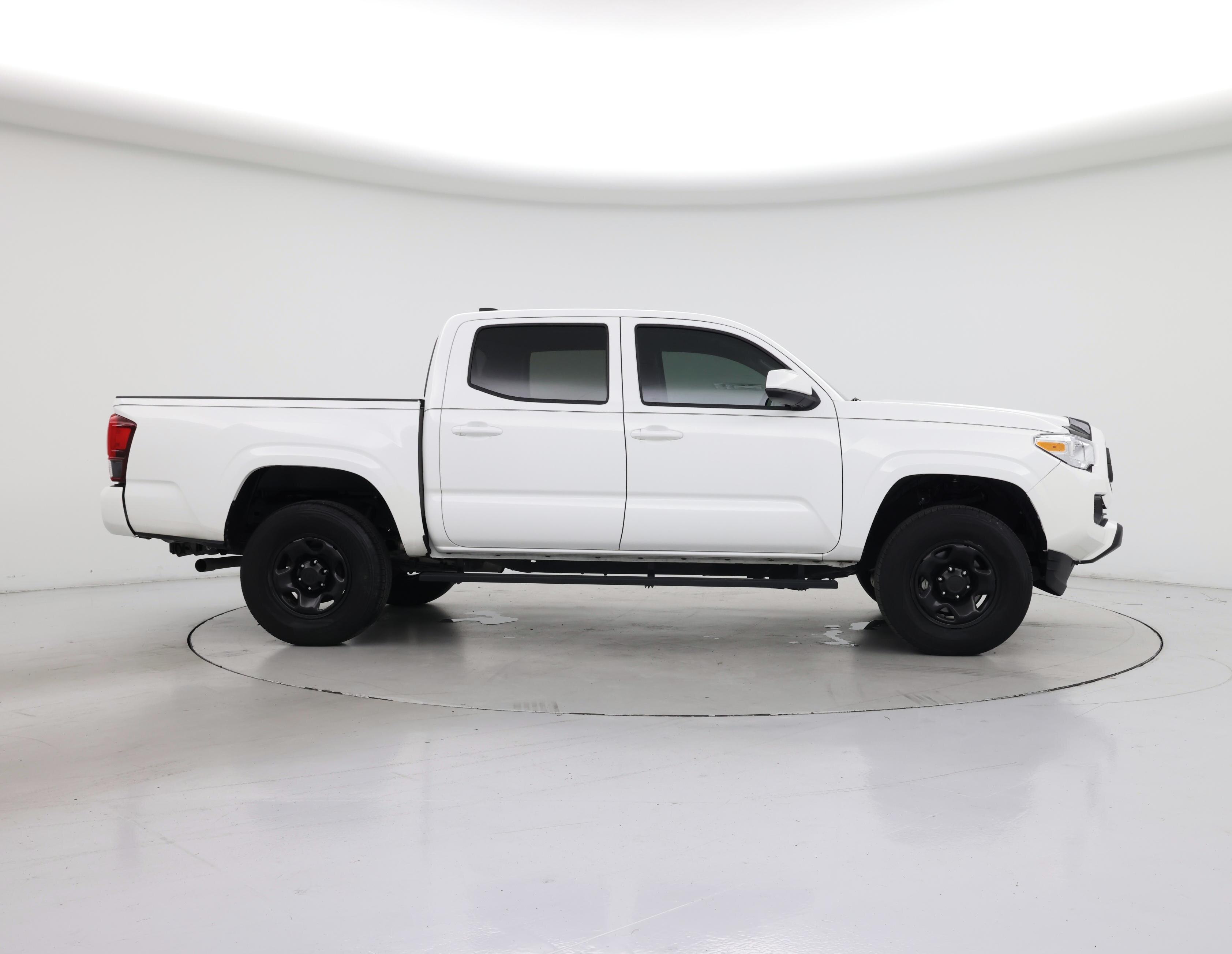 Thumbnail: 2023 Toyota Tacoma - 7