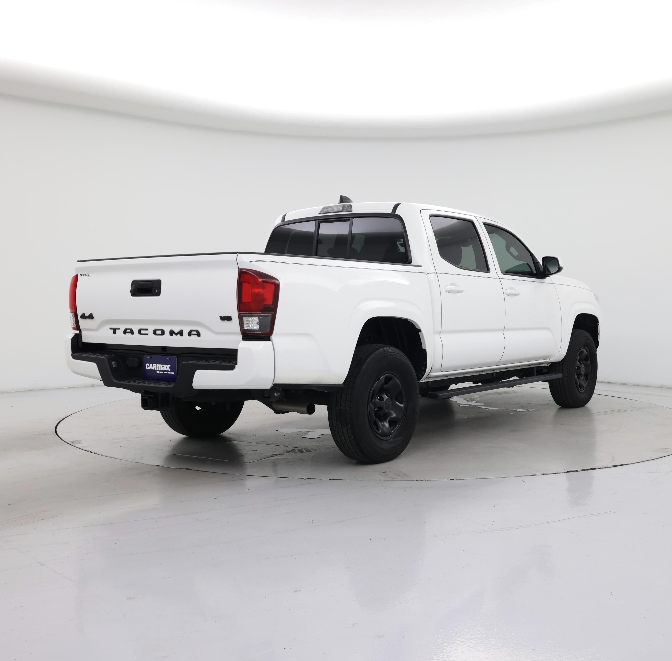 Thumbnail: 2023 Toyota Tacoma - 8
